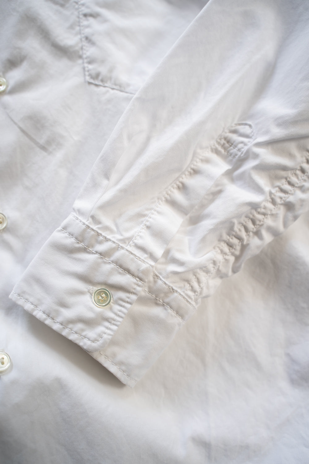 SH01B ボックスレギュラー2本針シャツ(WHITE)