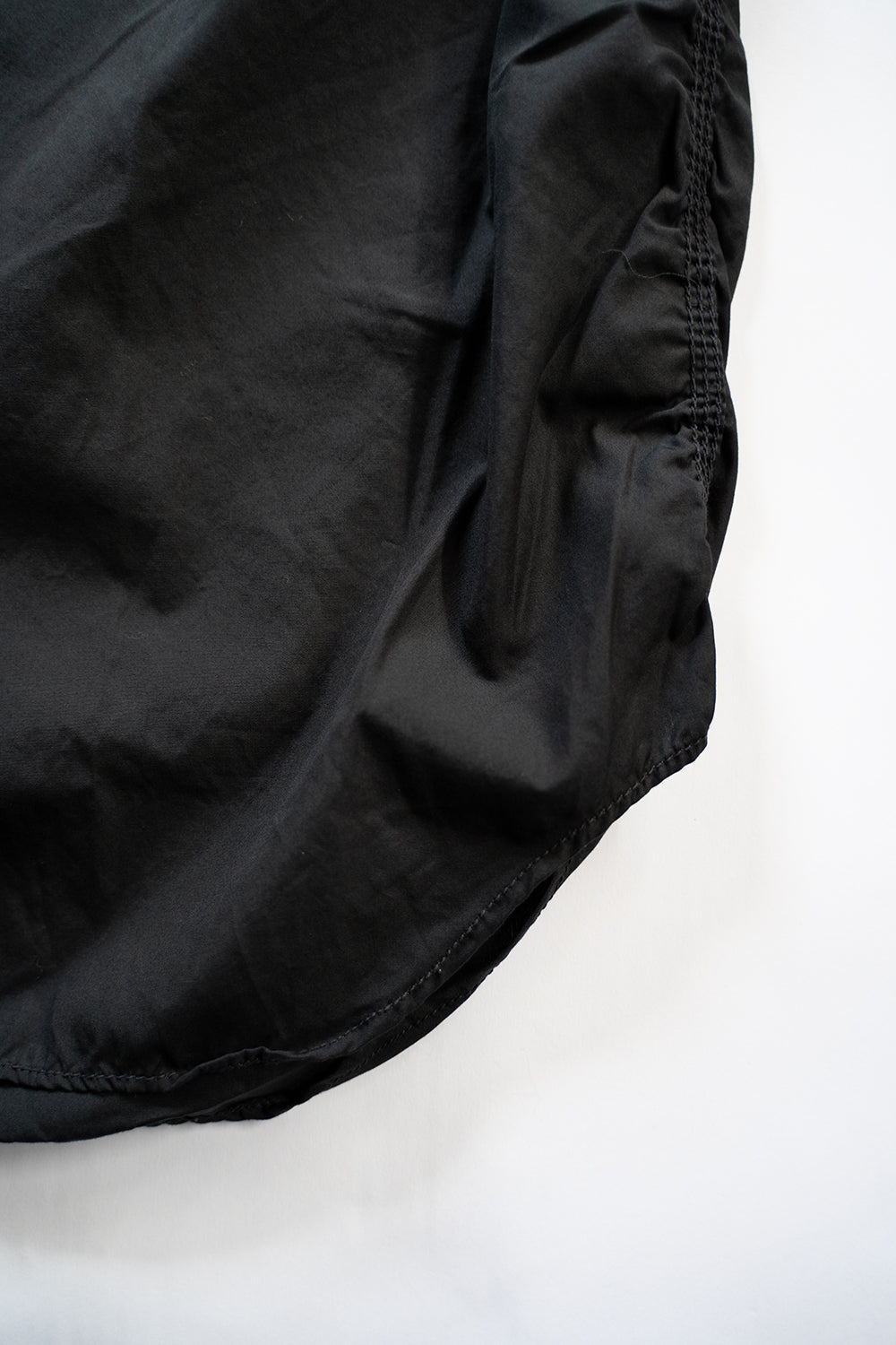 SH04B ボックスワイド3本針シャツ(BLACK)