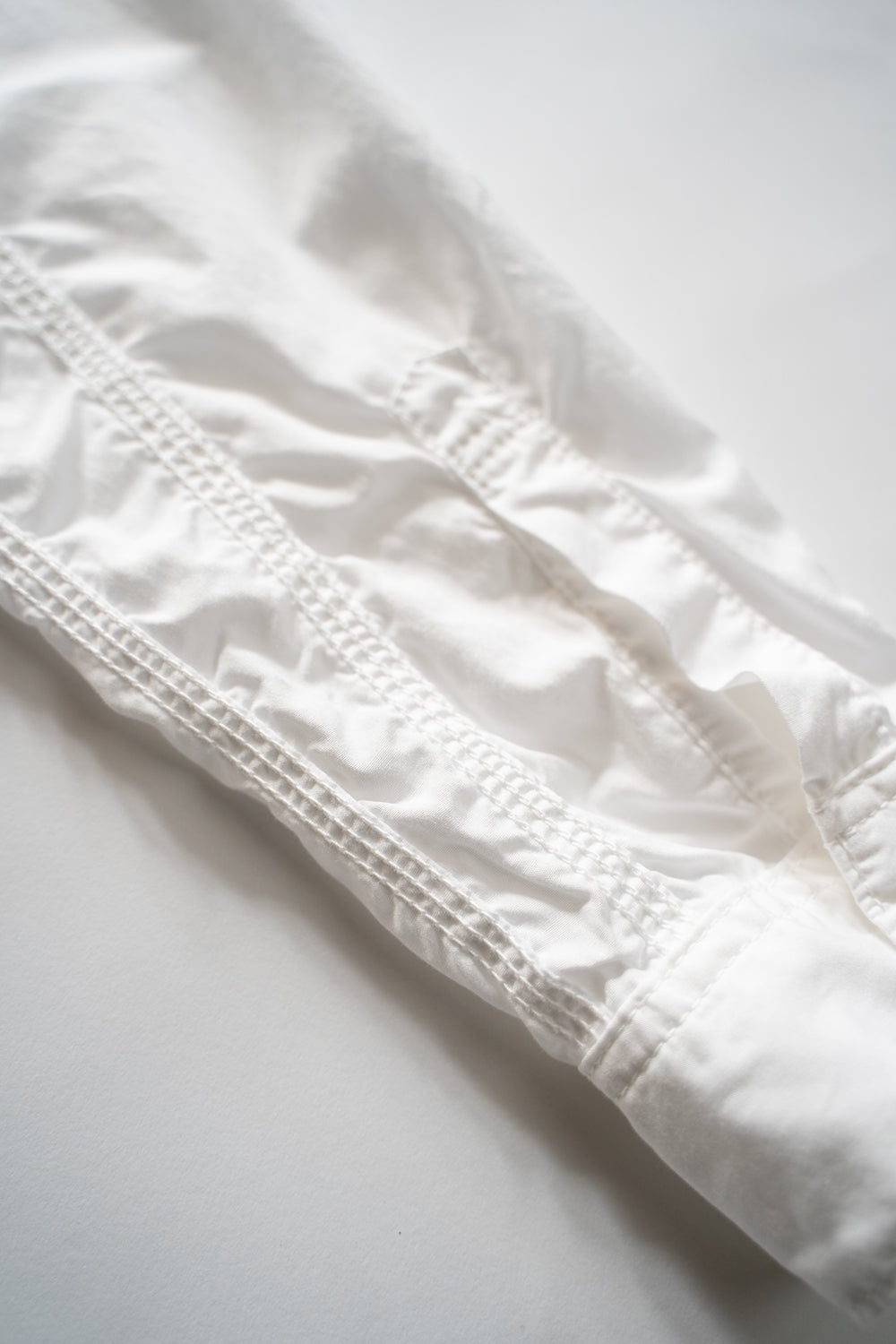 SH04B ボックスワイド3本針シャツ(WHITE)