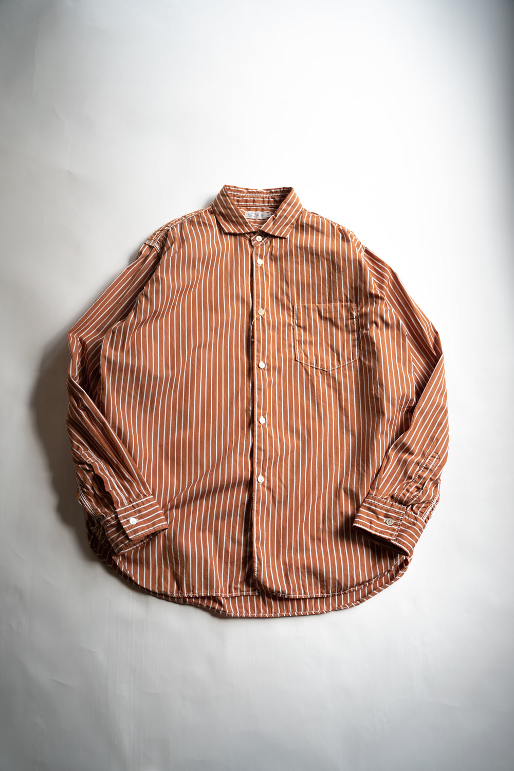 SH04B THOMAS MASON ボックスワイド3本針シャツ(BROWN STRIPE)