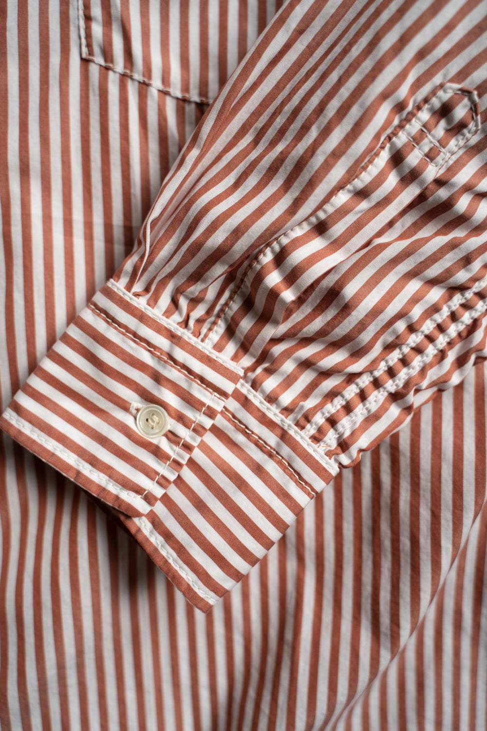 SH01B LEGGIUNO ボックスレギュラー2本針シャツ(BROWN STRIPE)