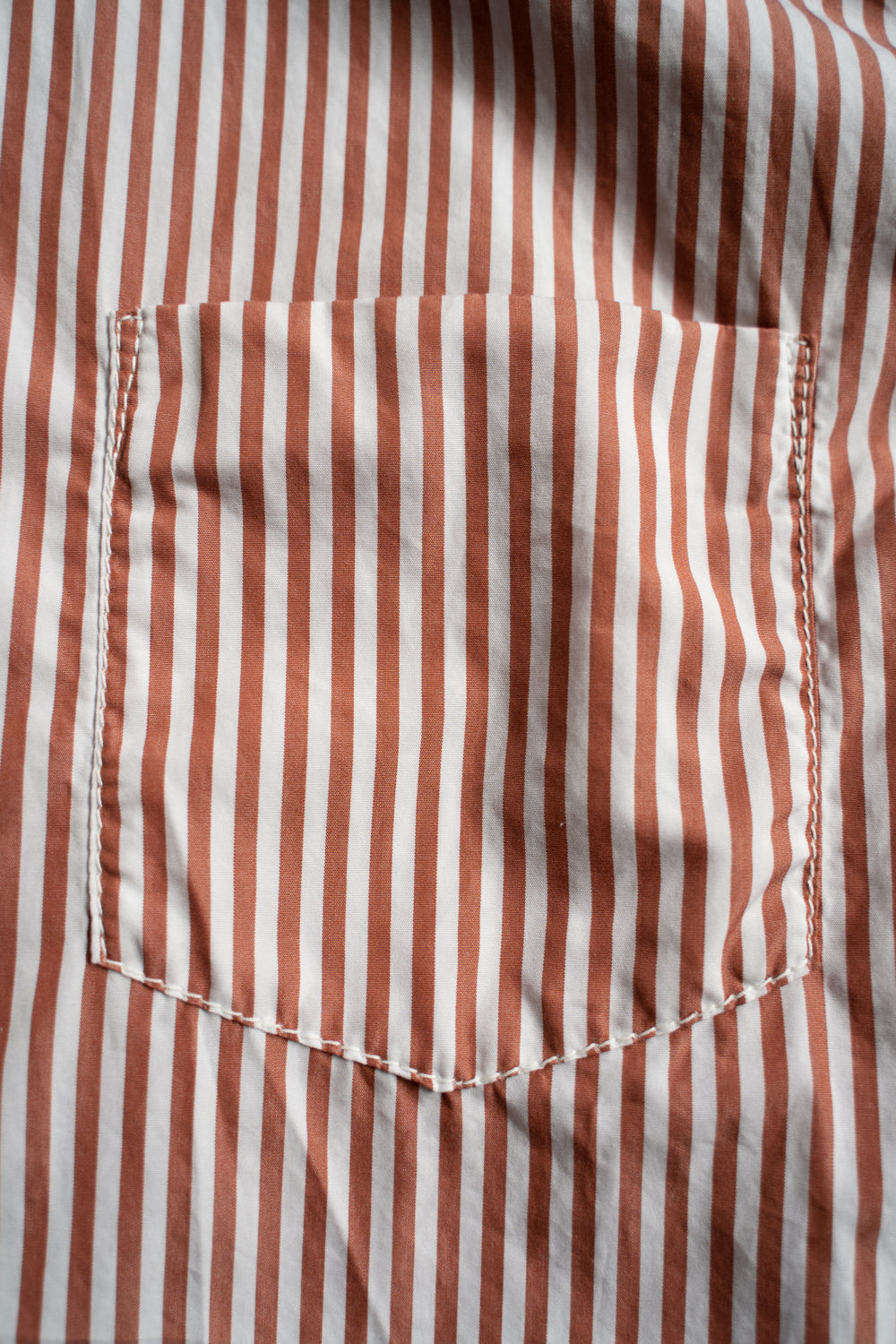 SH01B LEGGIUNO ボックスレギュラー2本針シャツ(BROWN STRIPE)