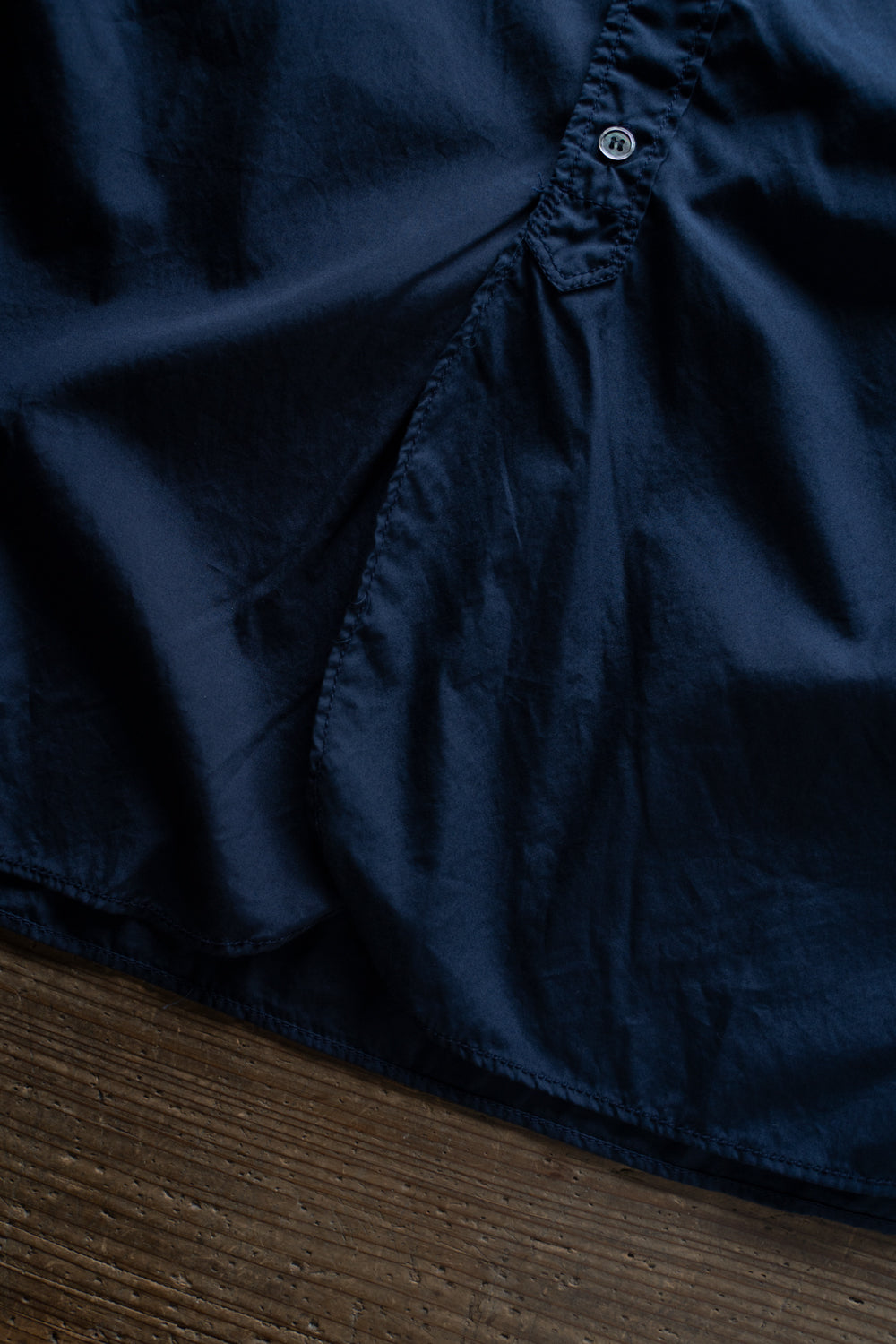 SH06 S 長丈2本針スタンドカラーシャツ(NAVY)