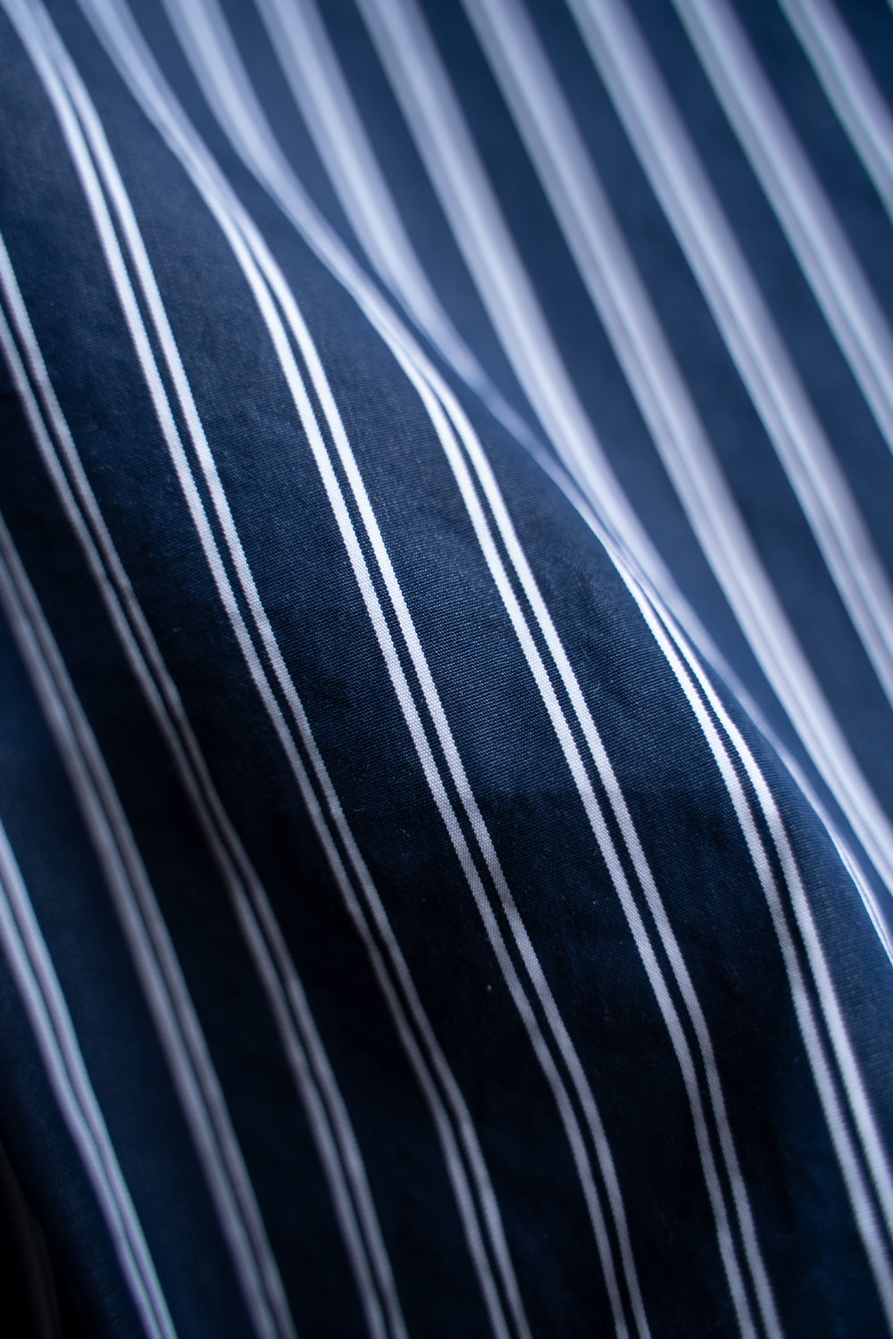 SH04B THOMAS MASON ボックスワイド3本針シャツ(NAVY STRIPE)