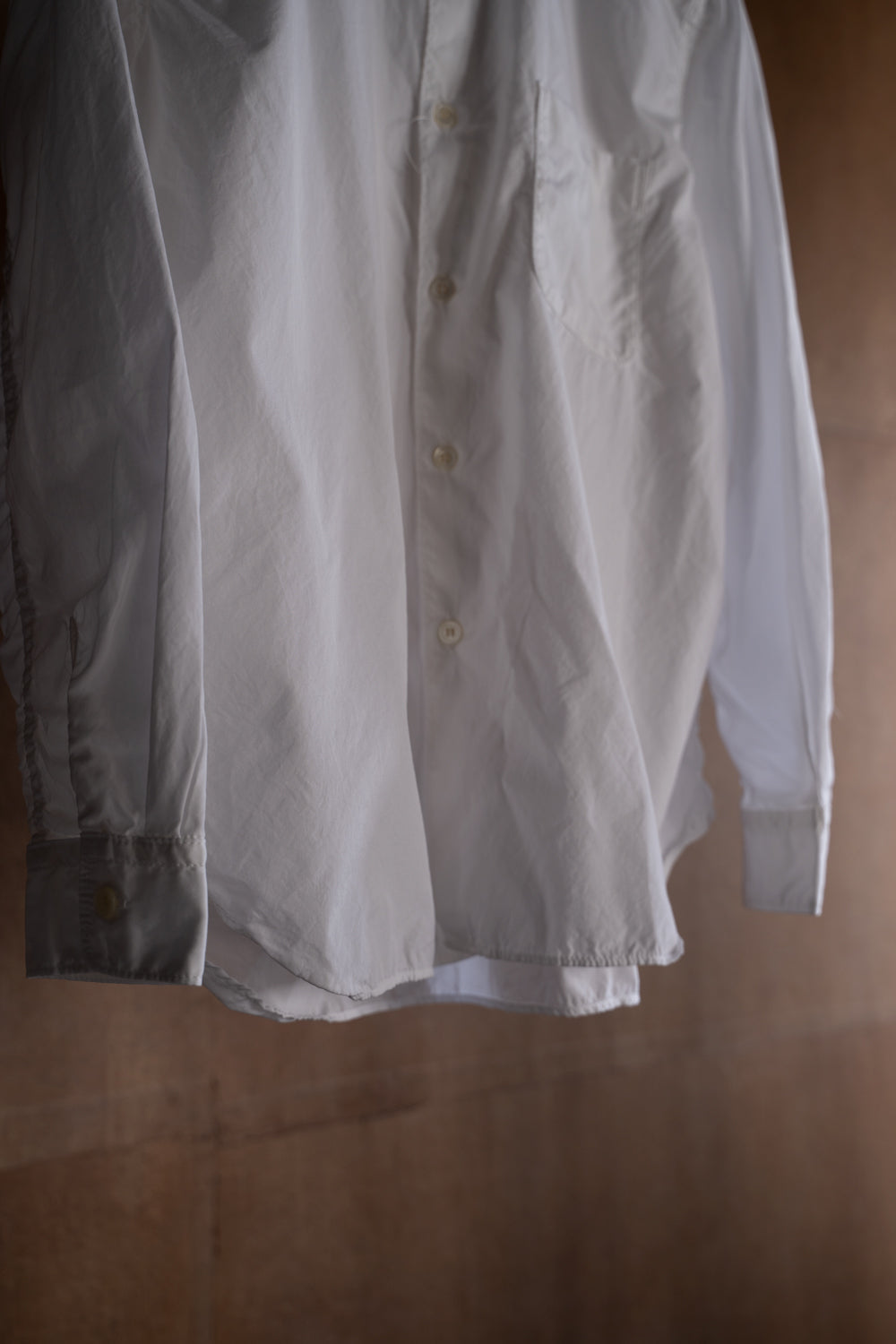 SH06B ボックススタンド2本針シャツ(WHITE)