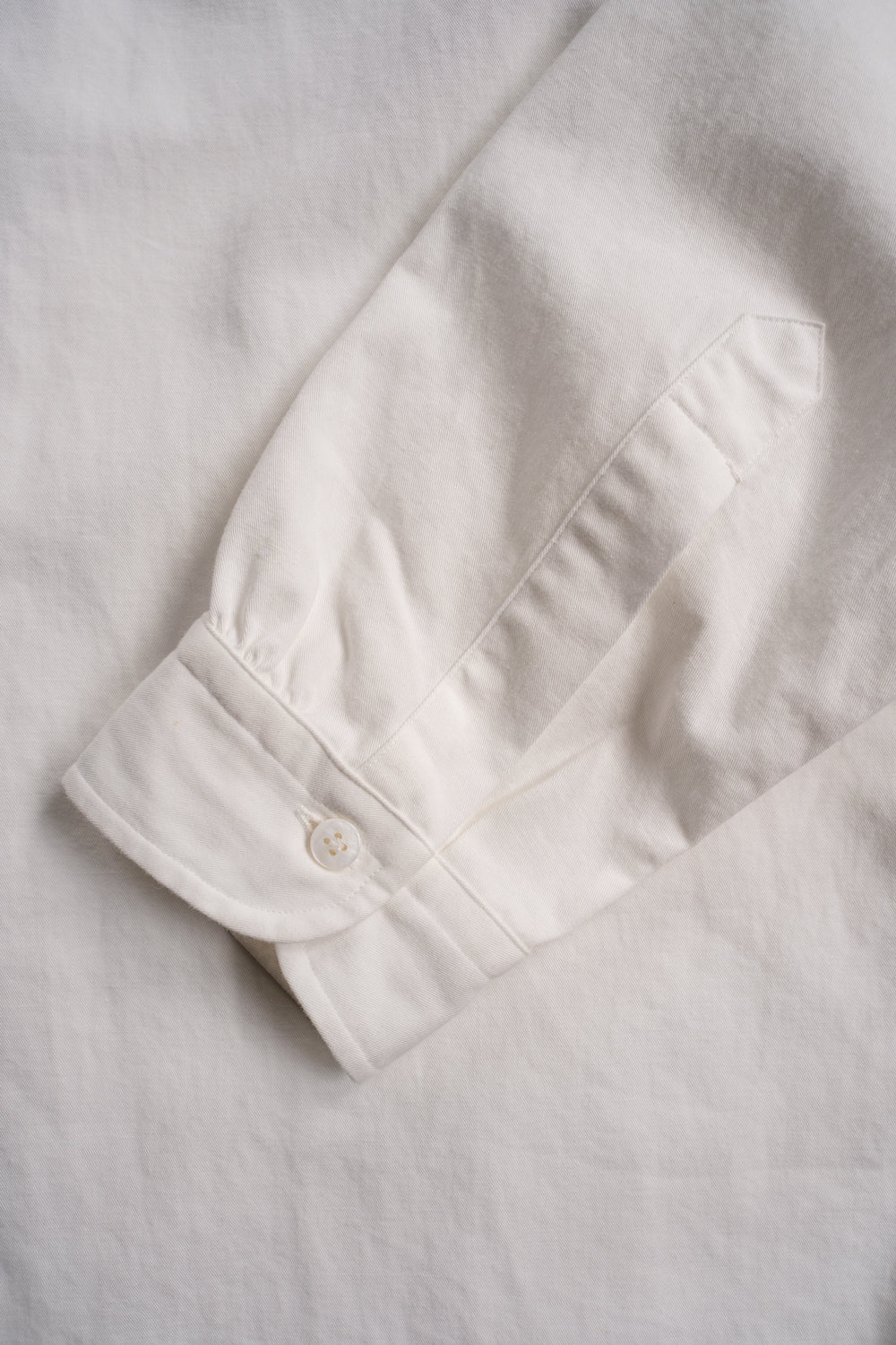 【ラスト1点】Vintage Dressed Twill Windsor Wide Collar Shirt(OYSTER WHITE)