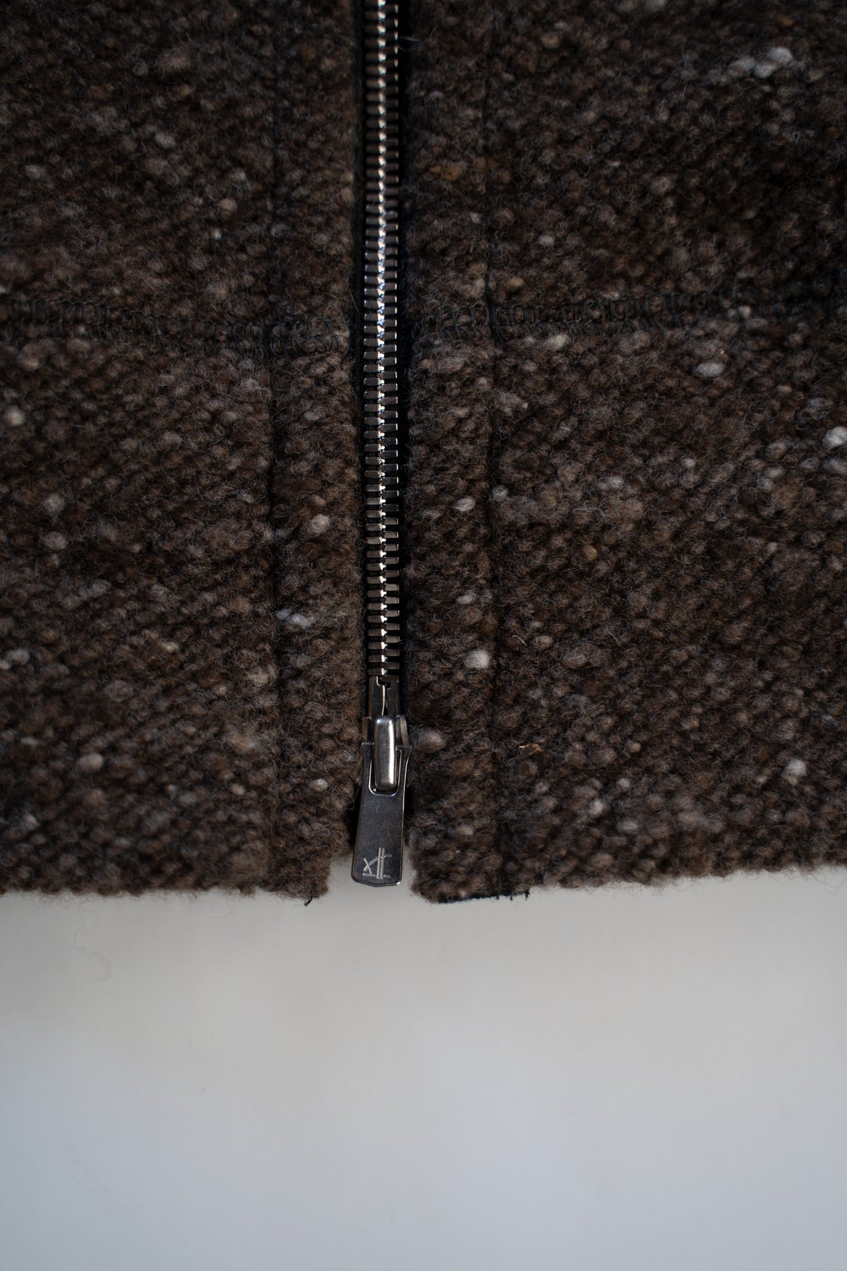 【ラスト1点】Anatomical Cut Zip Cardigan "DRIVE"(TAUPE)