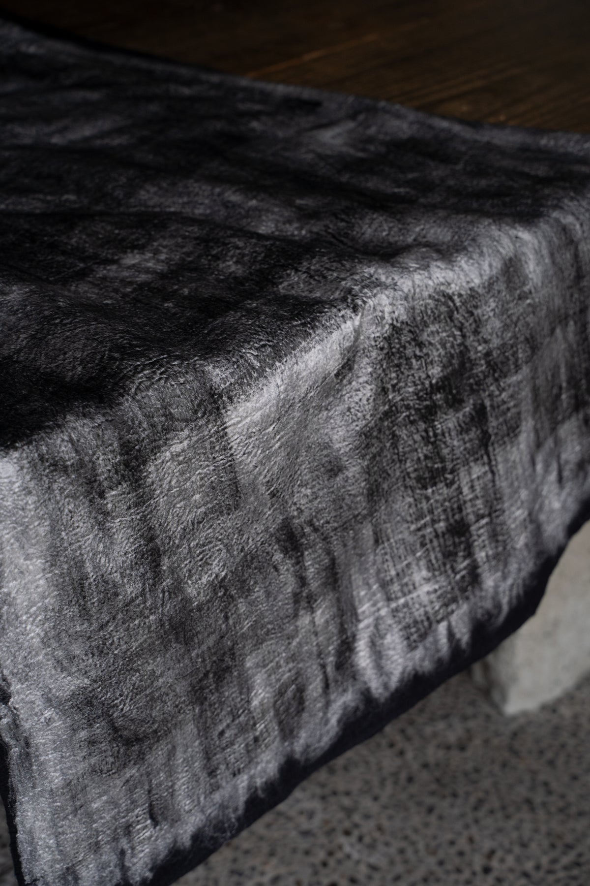 【ラスト1点】Wool Silk Stole "Painting 300" (BLACK/WHITE)