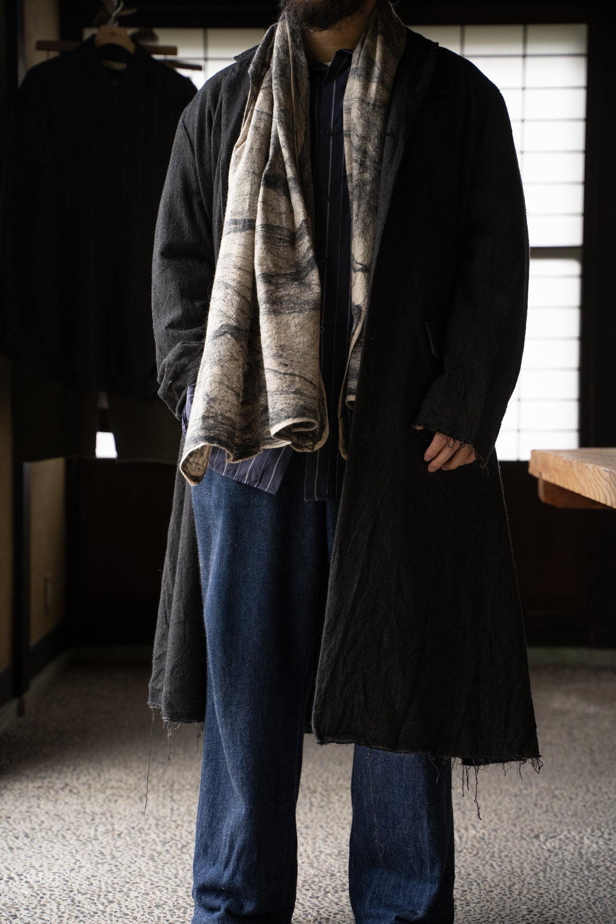 【ラスト1点】Wool Silk Stole "LIGHT 200" (BEIGE/BLACK)