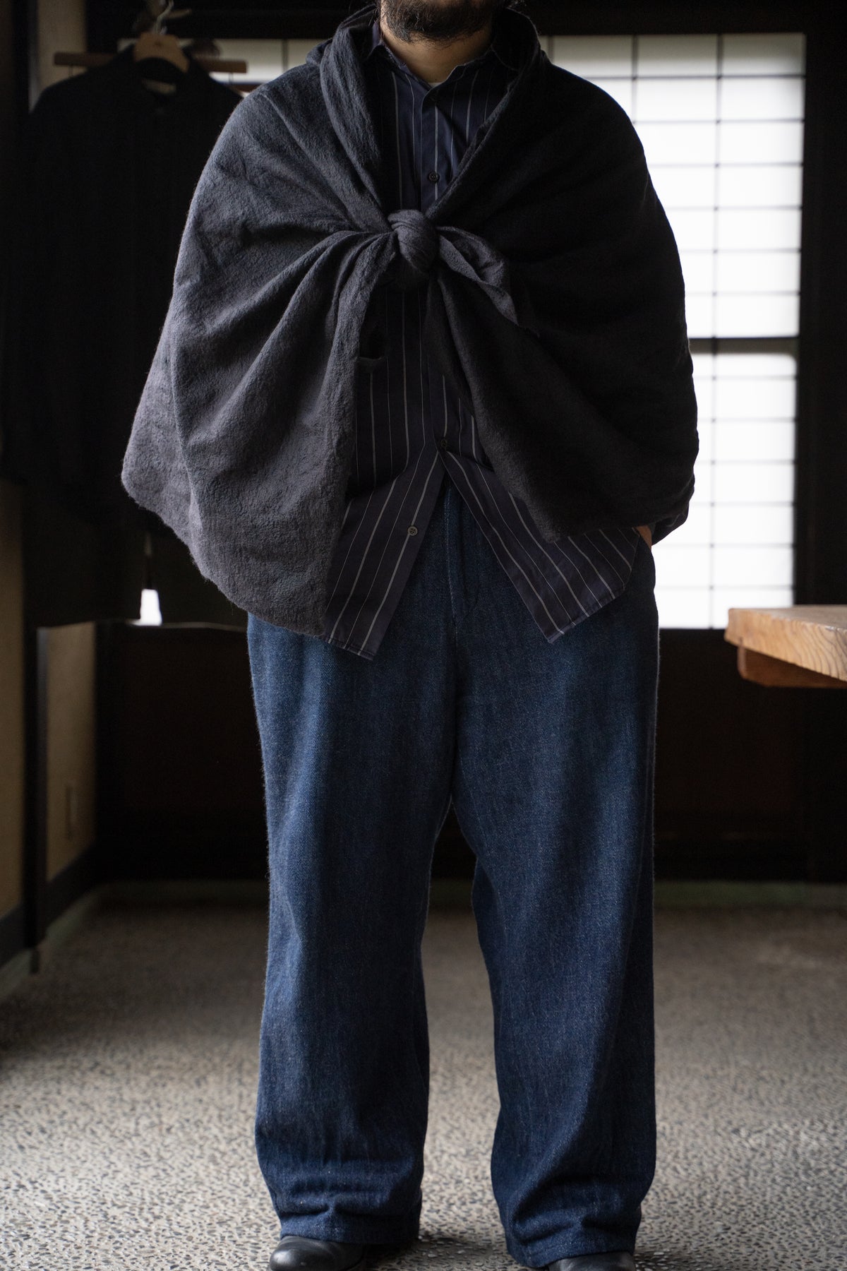 【ラスト1点】Wool Silk Stole "LIGHT 100" (BLACK/BLACK)