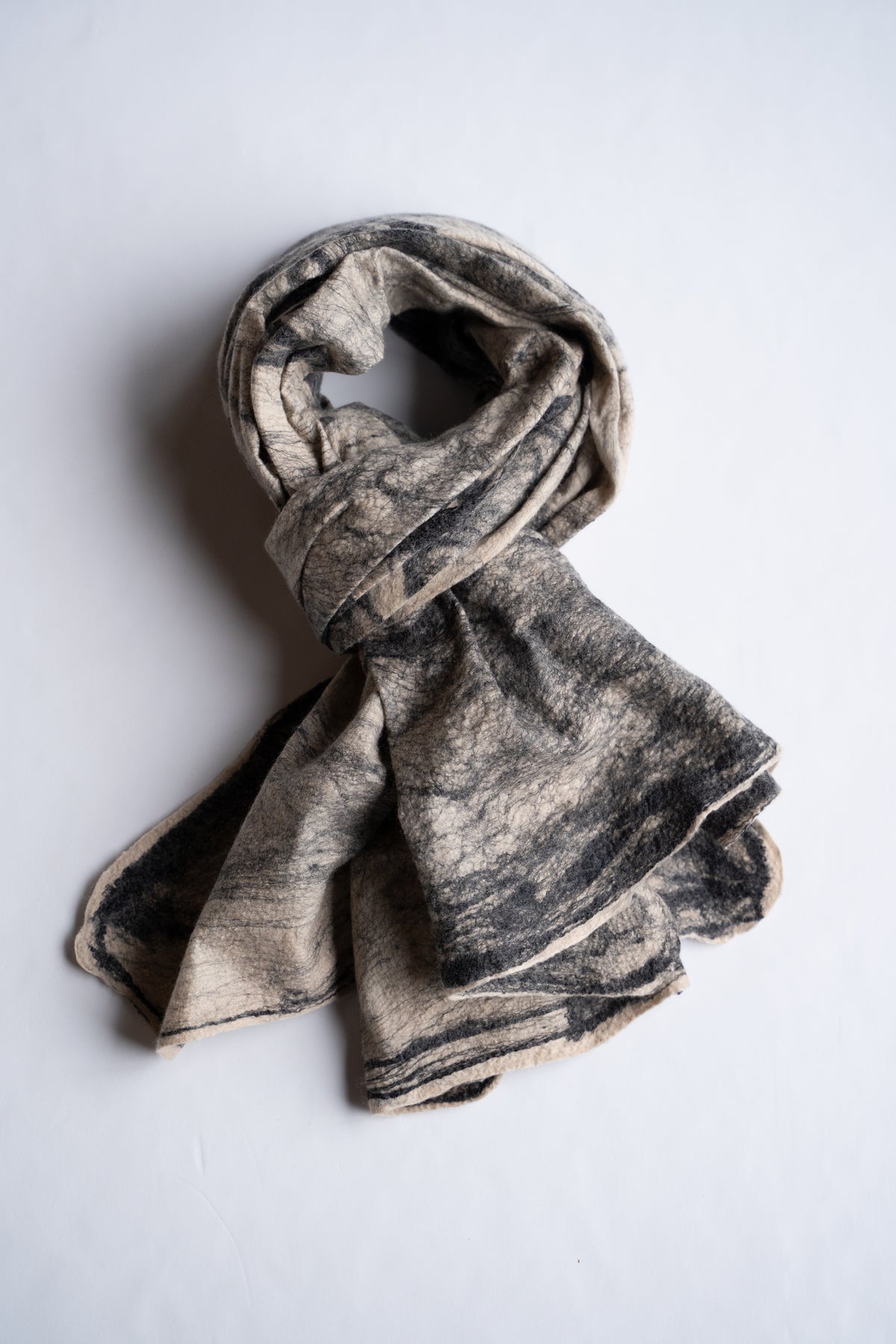 【ラスト1点】Wool Silk Stole "LIGHT 200" (BEIGE/BLACK)
