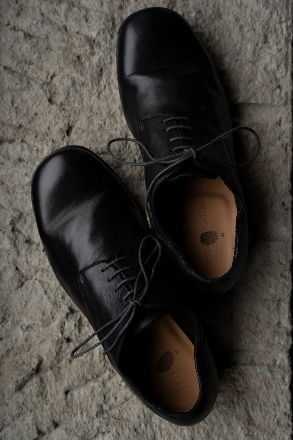 【ラスト1点】Stone Derby-Garment Dye Zeolite Cowhide(BLACK)