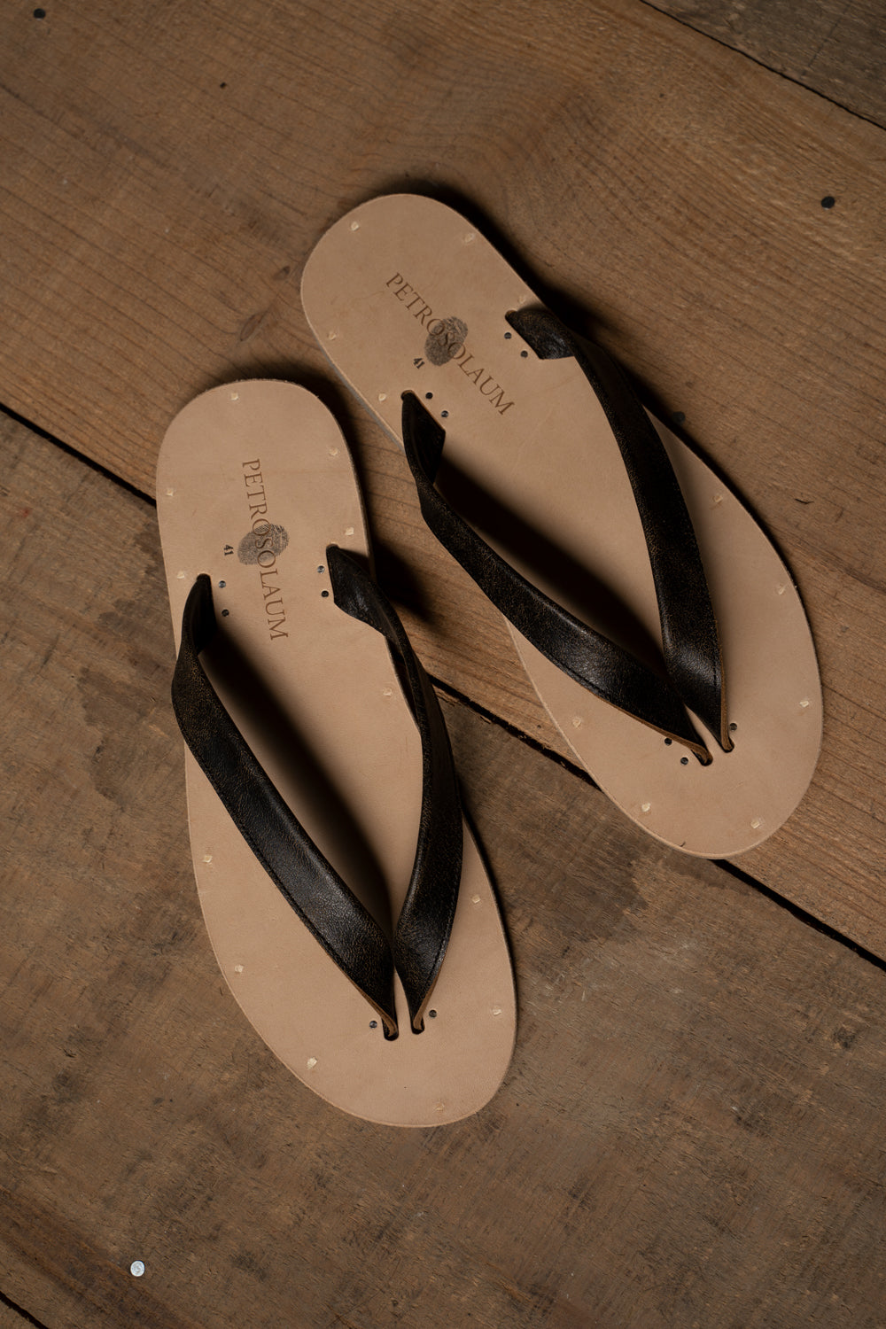 B-Sandals-Pit Horse Crack(BLACK)