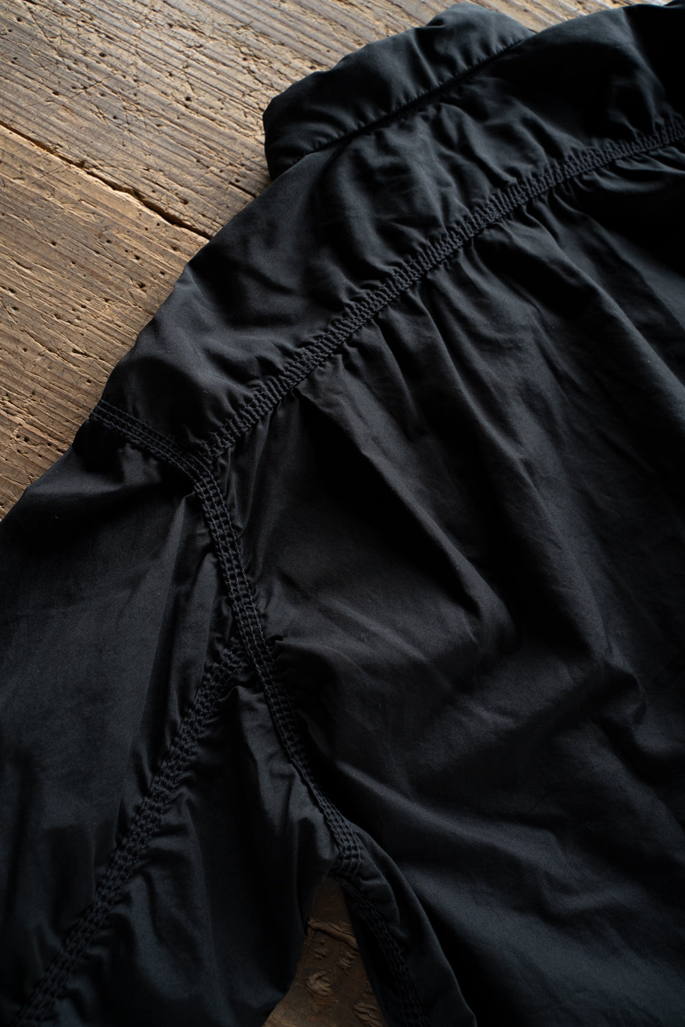 SH04B ボックスワイド3本針シャツ(BLACK)