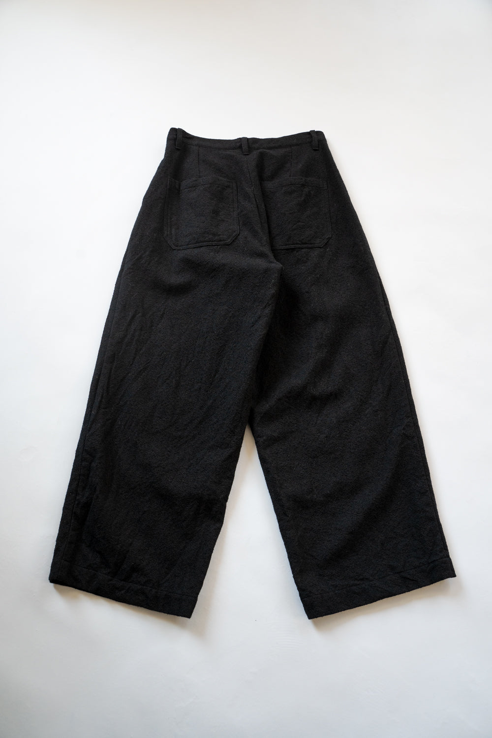 ループヤーンへリンボンストレートパンツ(BLACK)