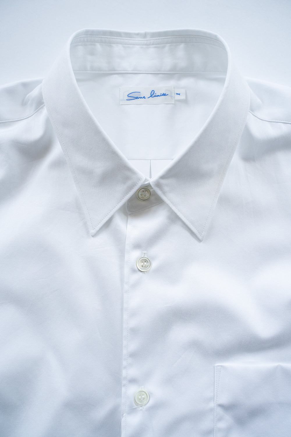 SH01B ブロードボックスレギュラーカラーシャツ(WHITE)