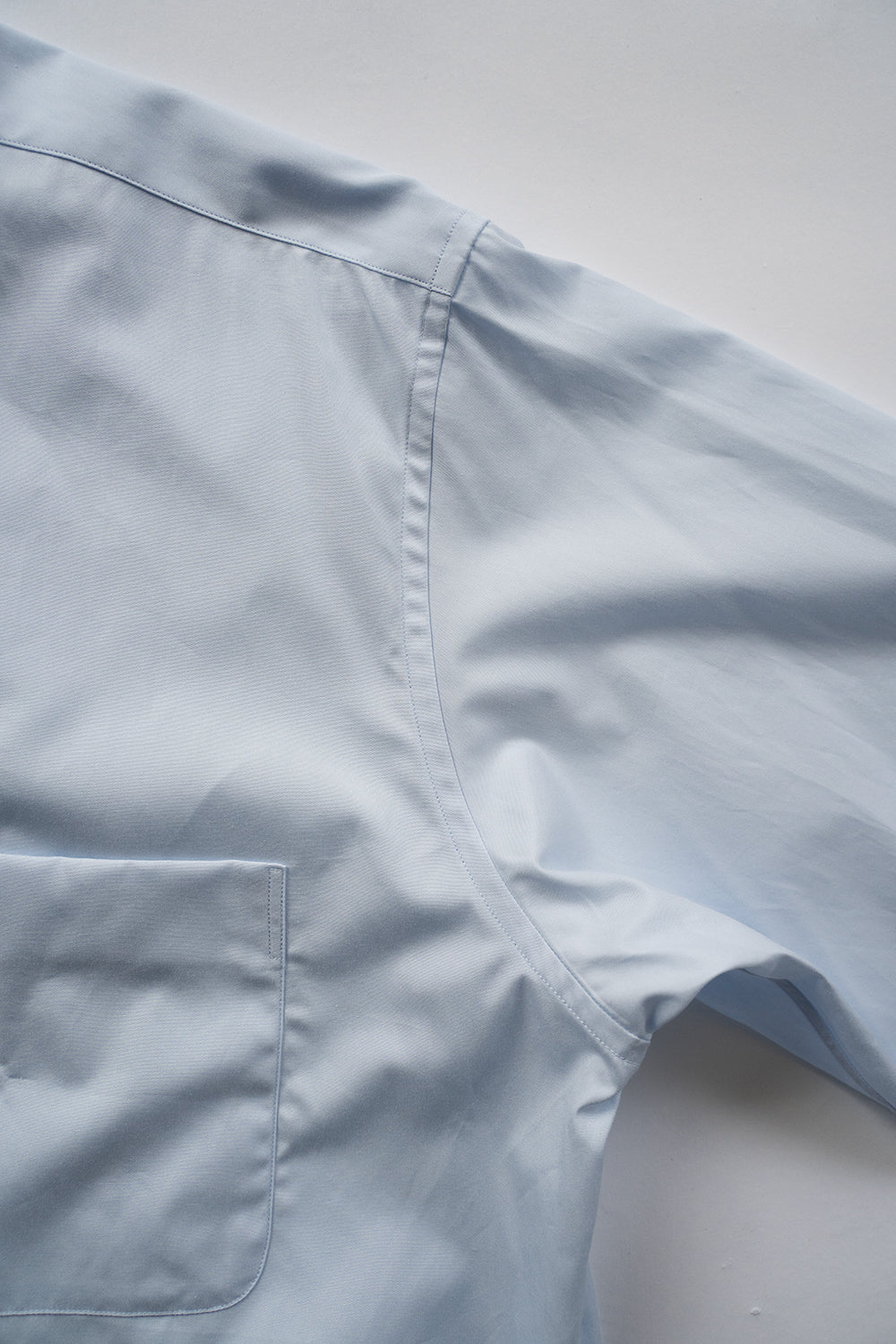 SH06B ブロードボックススタンドカラーシャツ(SAX)