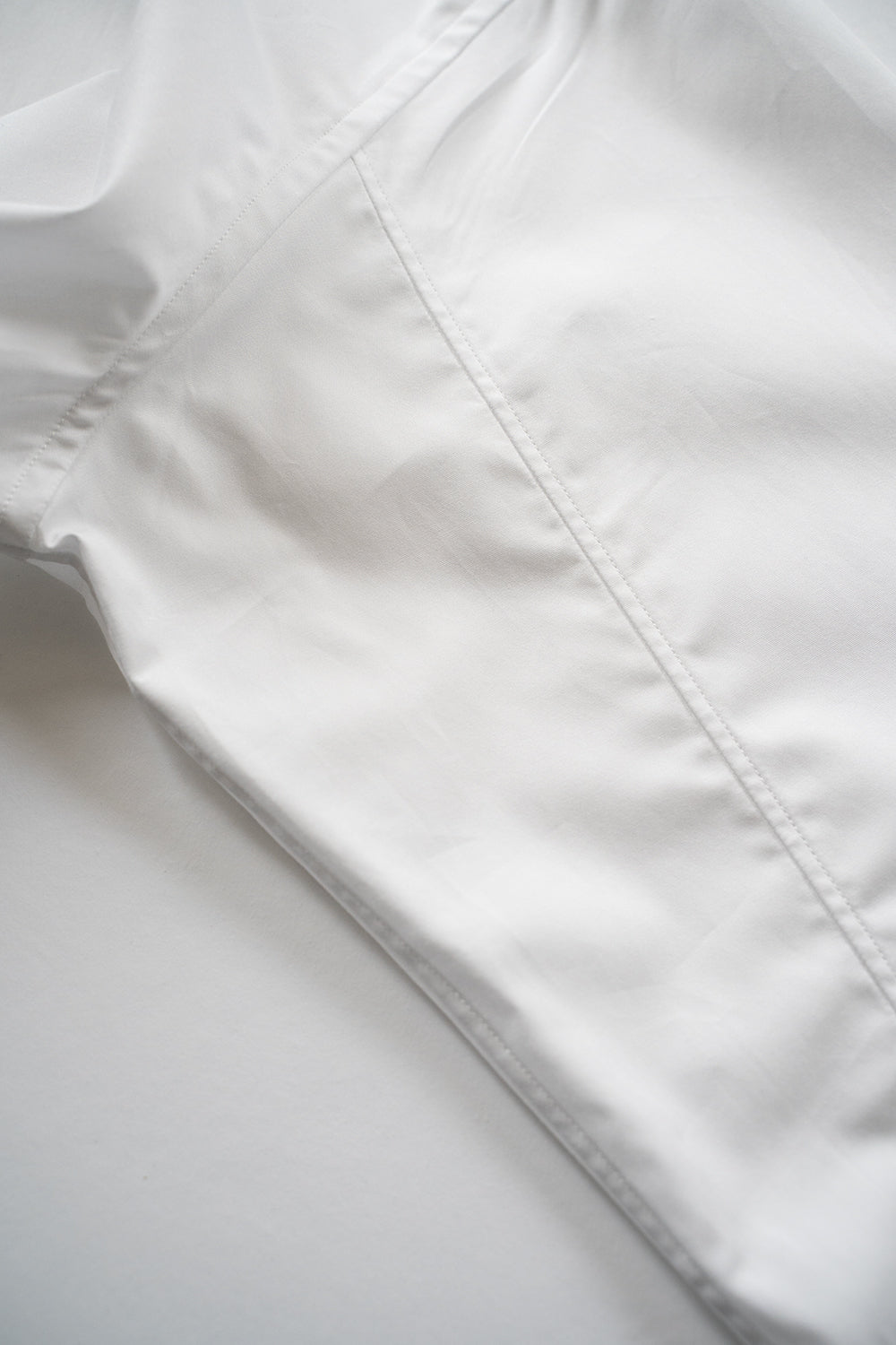 SH06B ブロードボックススタンドカラーシャツ(WHITE)