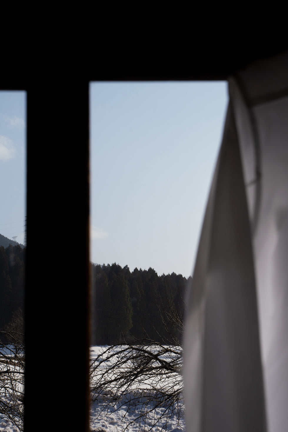 この場所で服を見るということ