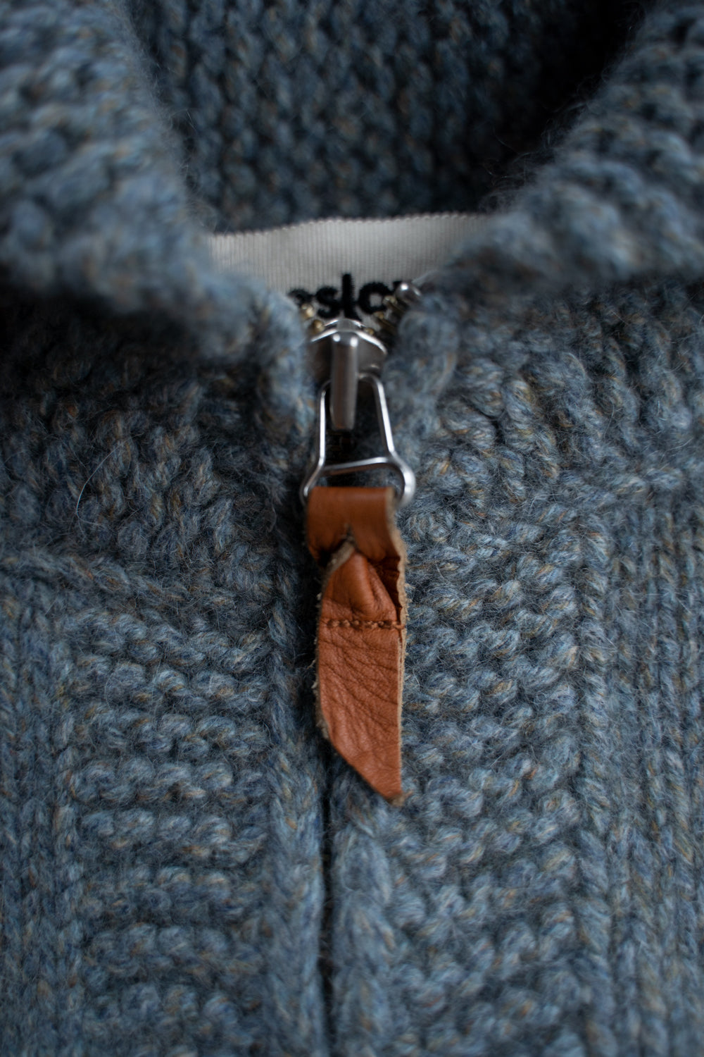 yak/lambs multi ply HAND KNITTING cowichan sweater（FADE BLUE）