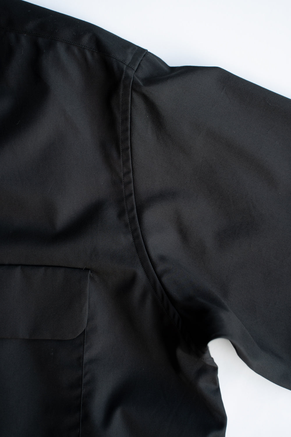 SH03B ボックス大開襟（BLACK）