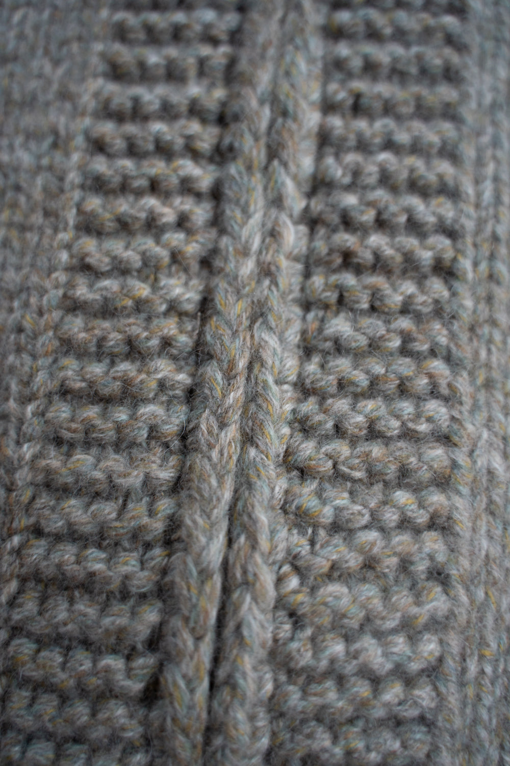 yak/lambs multi ply HAND KNITTING cowichan sweater（FOG）