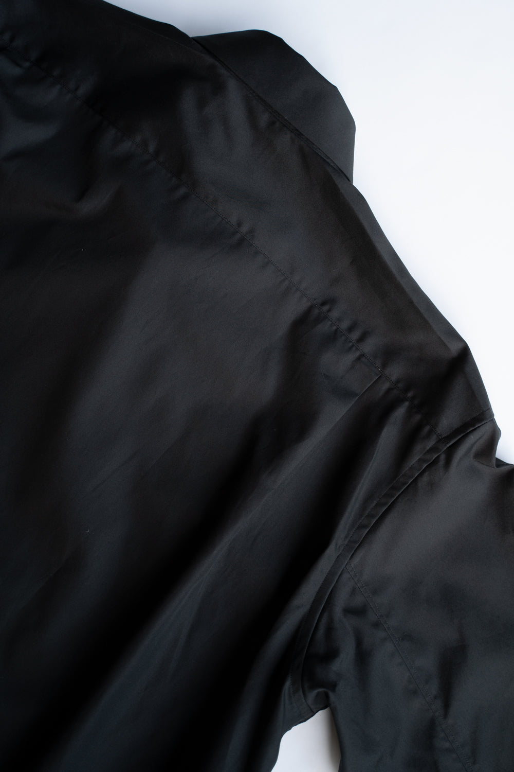 SH03B ボックス大開襟（BLACK）