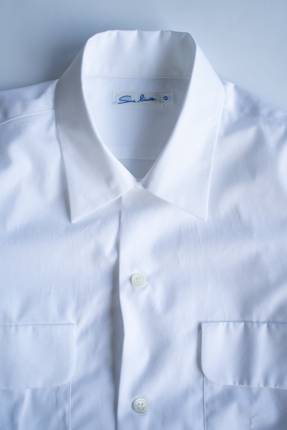 SH03B ボックス大開襟（WHITE）