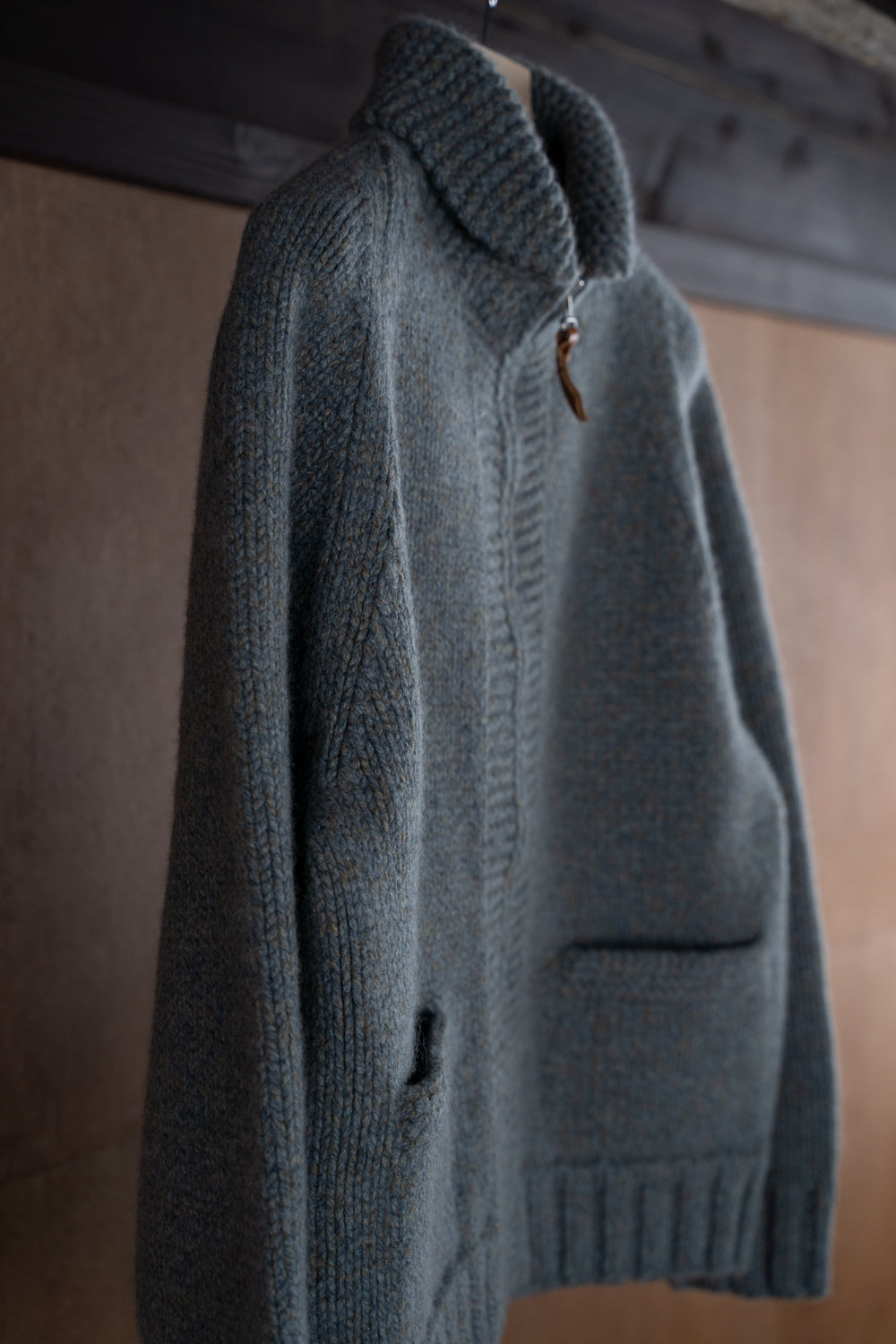 yak/lambs multi ply HAND KNITTING cowichan sweater（FADE BLUE）