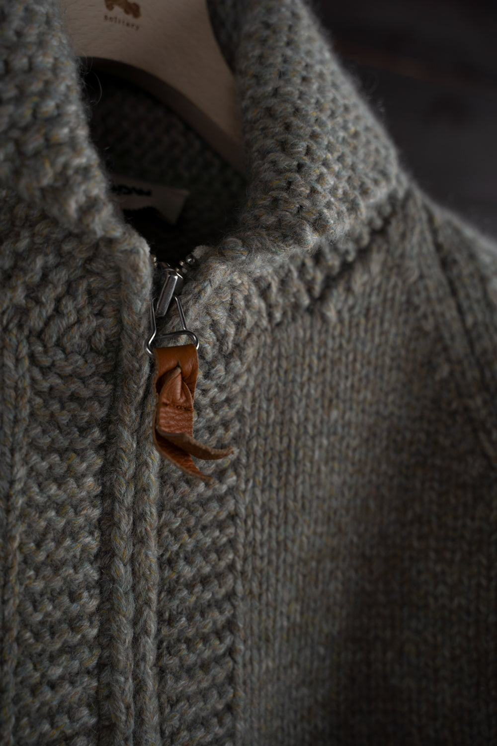 yak/lambs multi ply HAND KNITTING cowichan sweater（FOG）