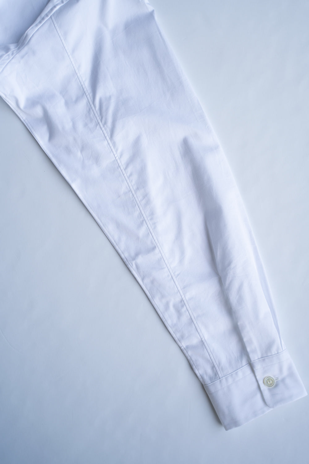 SH03B ボックス大開襟（WHITE）