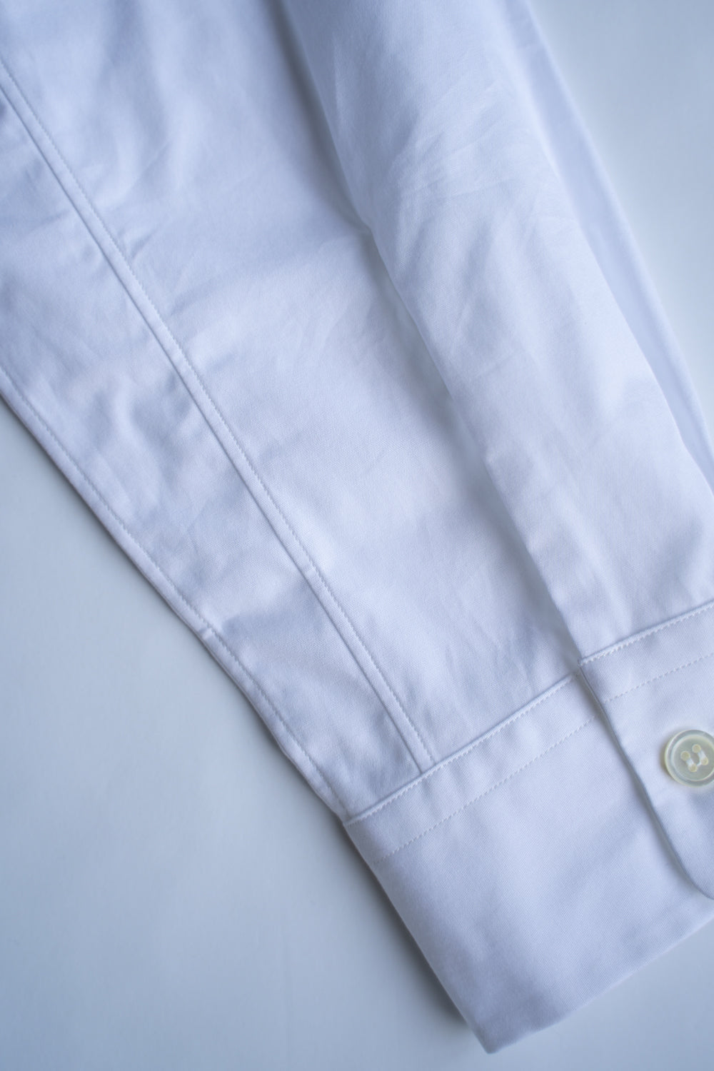 SH03B ボックス大開襟（WHITE）