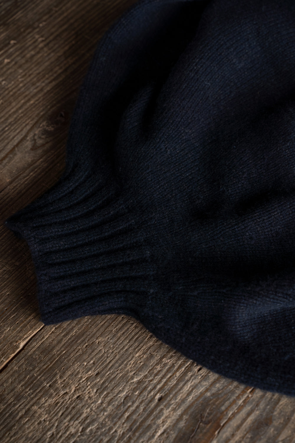 【ラスト1点】yak/lambs multi ply HAND KNITTING yoke top turtle neck sweater（DARK NAVY）