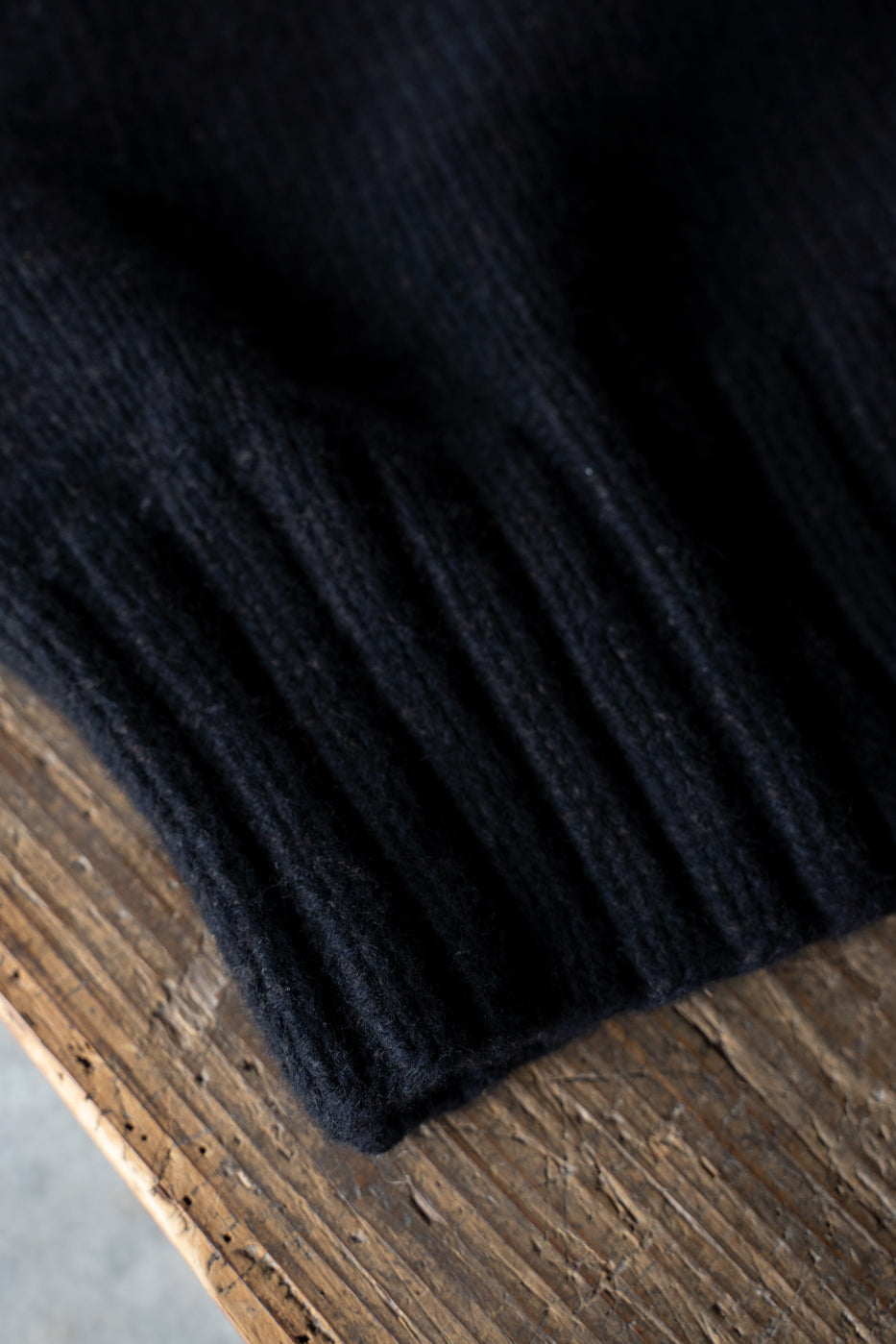 【ラスト1点】yak/lambs multi ply HAND KNITTING yoke top turtle neck sweater（DARK NAVY）