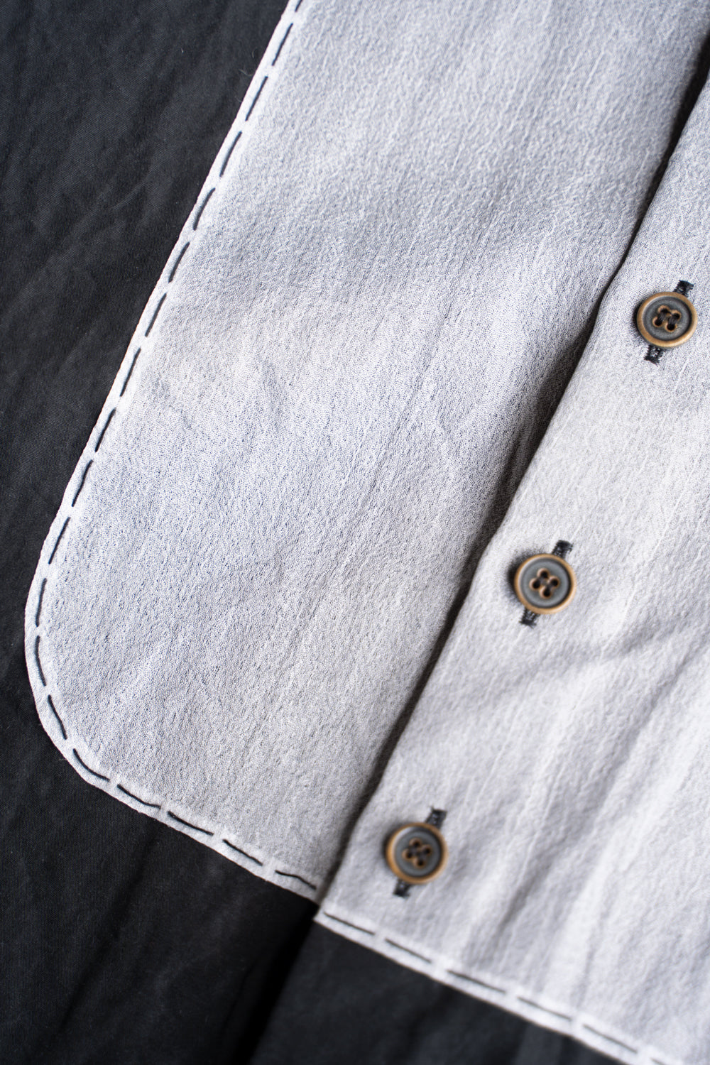 【ラスト1点】Lustrous Cotton Ramie Shadow Panel Shirt/ラストラスコットンラミーシャドウパネルシャツ（SMOKY BLACK）