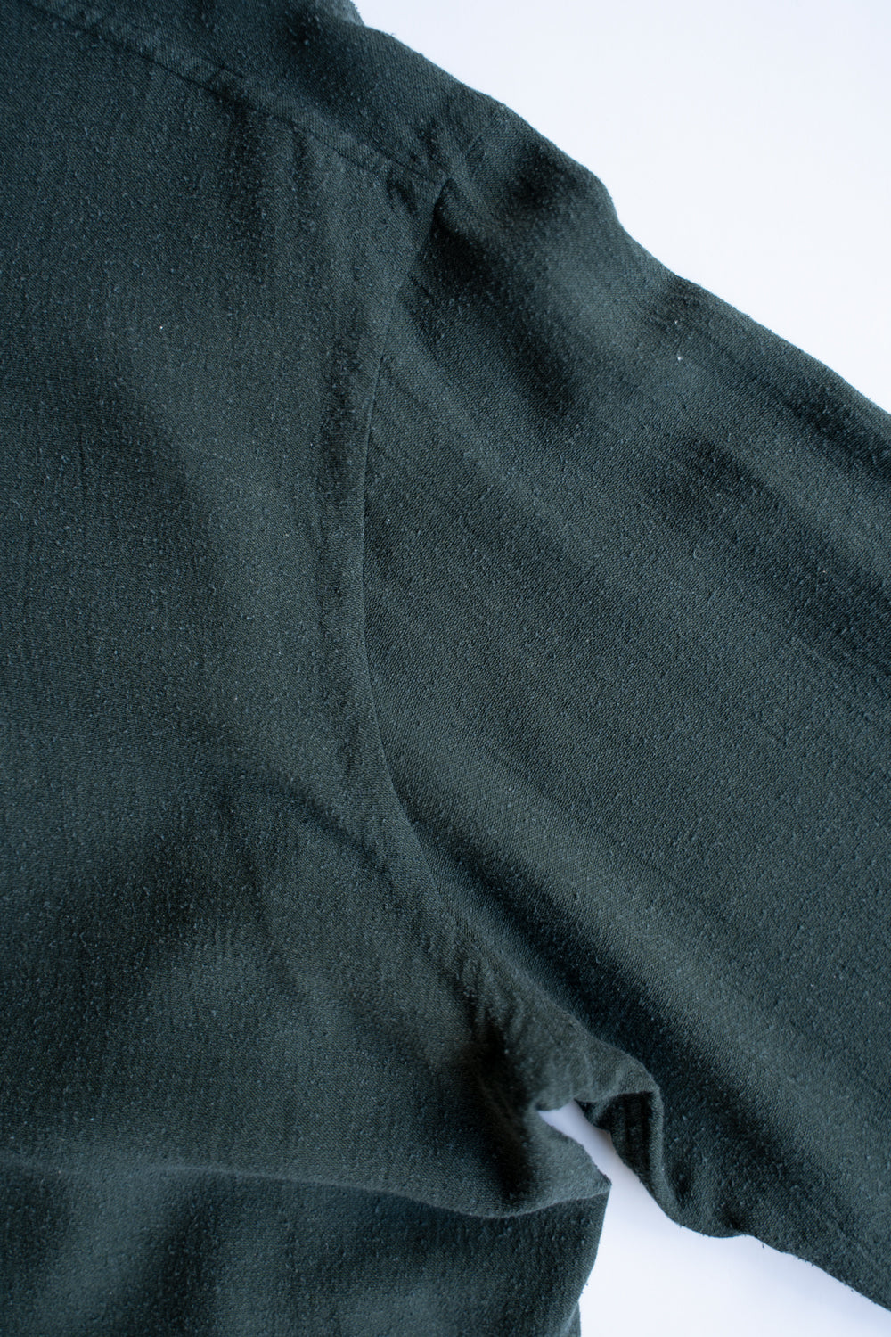 Silk Nep Back Satin Lounge Shirt（EVER GREEN）