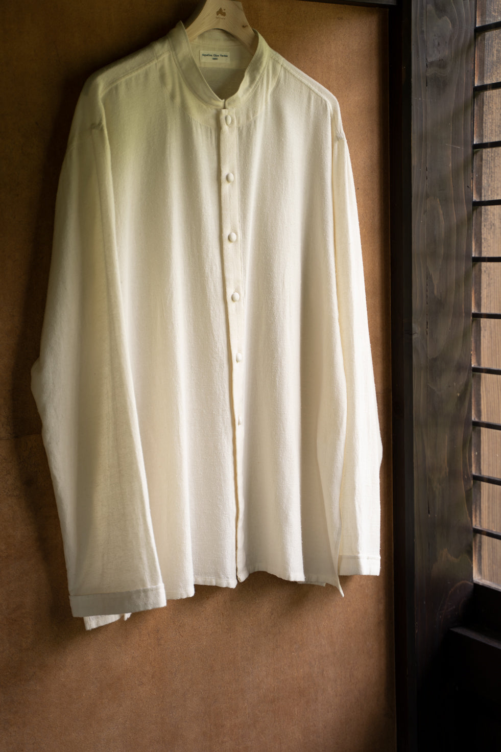 Silk Nep Back Satin Lounge Shirt（OYSTER WHITE）