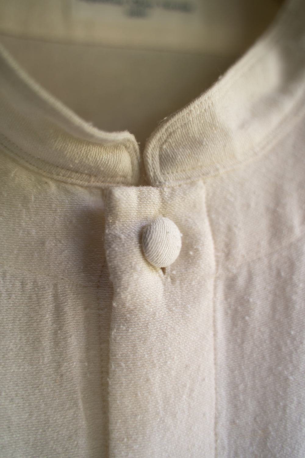 Silk Nep Back Satin Lounge Shirt（OYSTER WHITE）