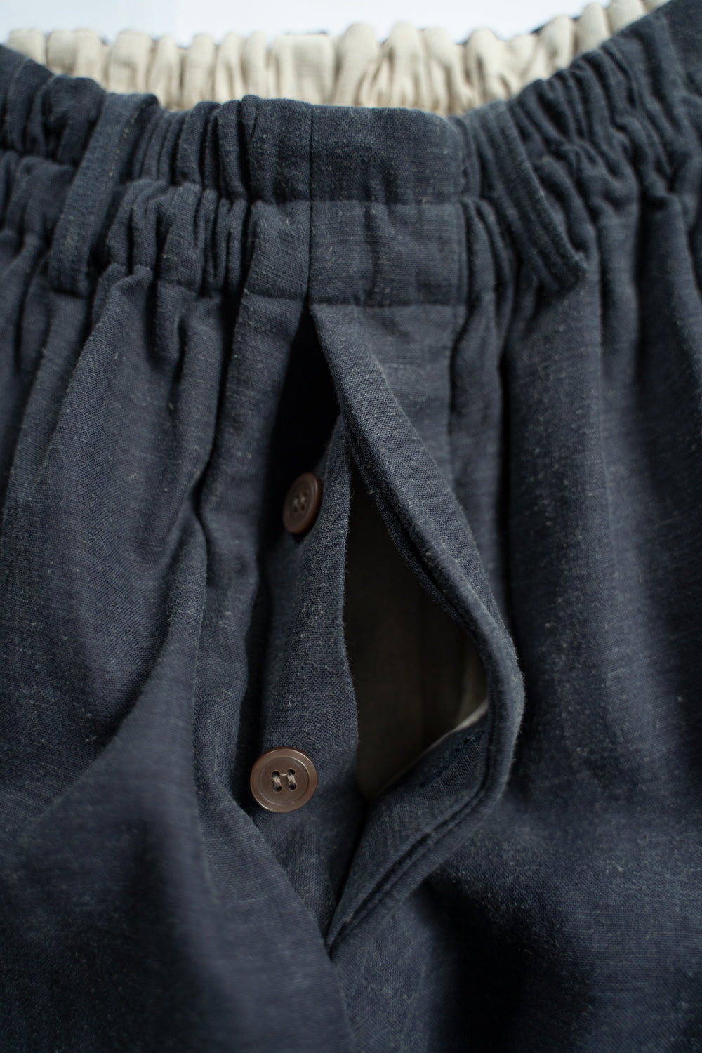 【ラスト1点】ピグメントワッシャーバックサテン サークルパンツ（DARK BLUE）