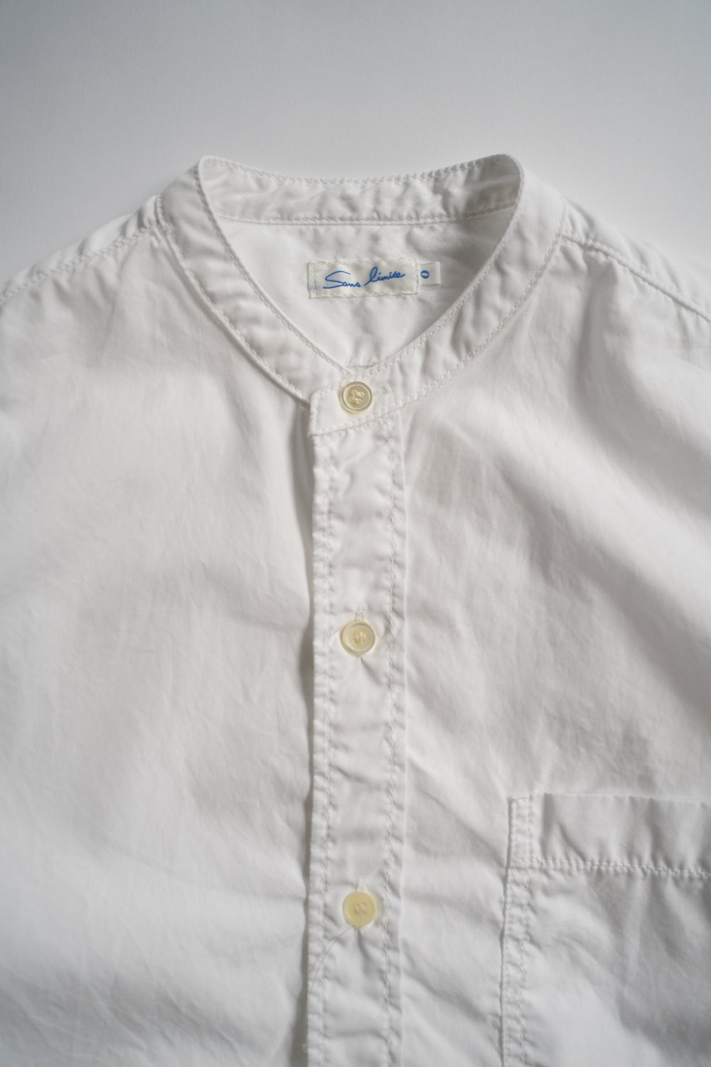 SH06 S 長丈２本針スタンドカラーシャツ（WHITE）