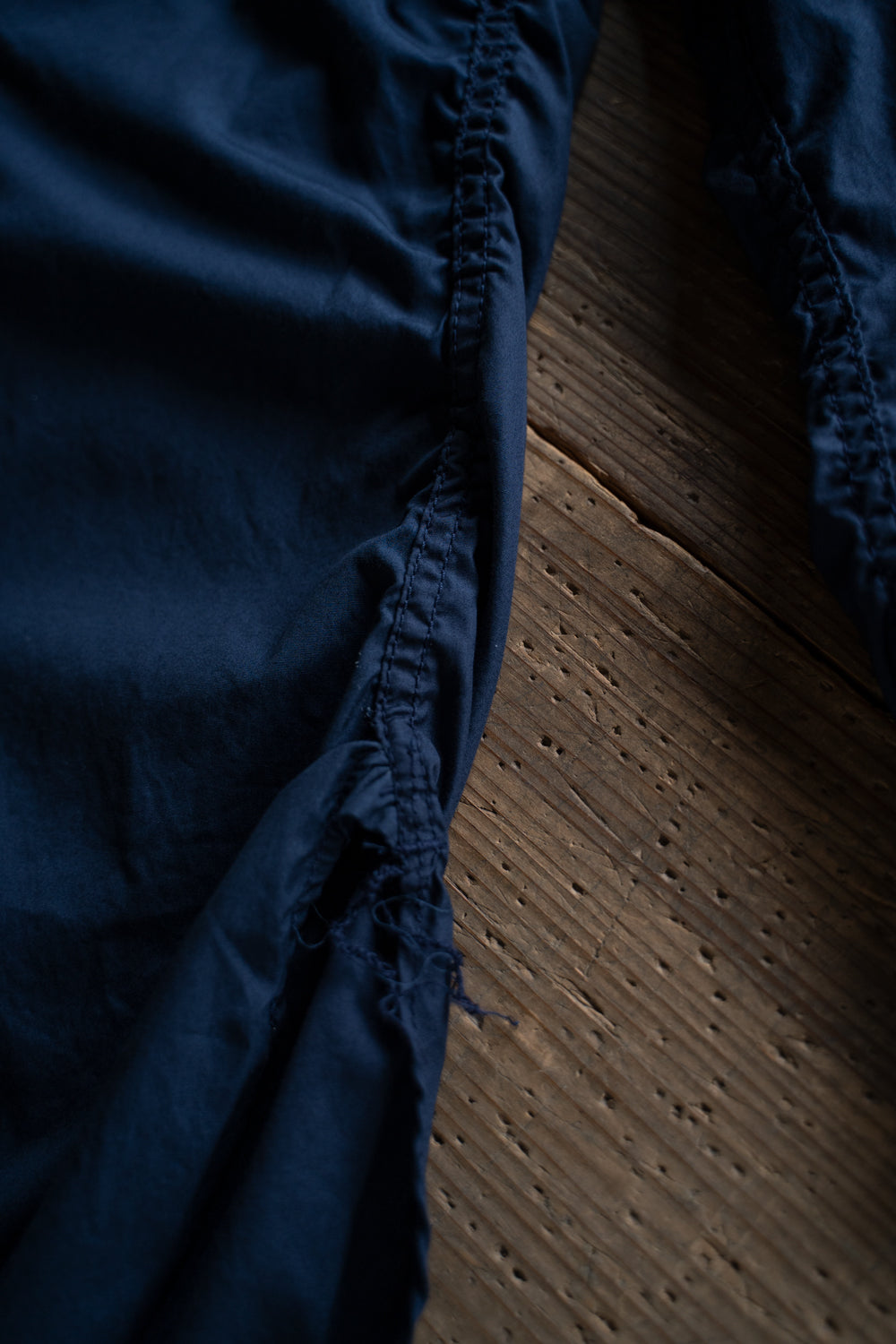 SH06 S 長丈２本針スタンドカラーシャツ（NAVY）