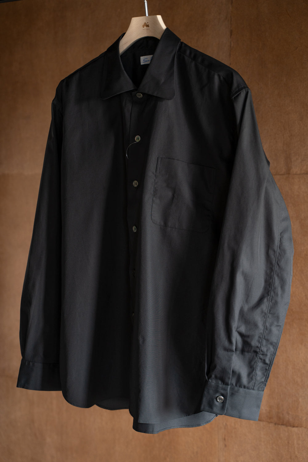 SH04B ブロードボックスNEWワイドカラーシャツ（BLACK）