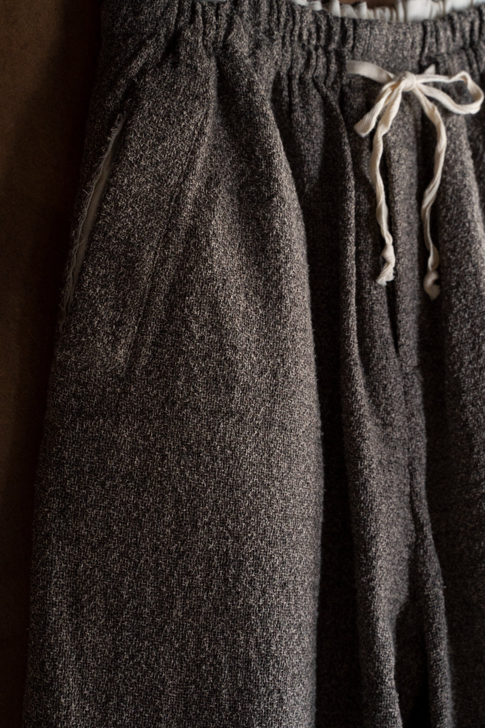 【ラスト1点】Special Twisted Yarn Fabric Baggy Pants/スペシャルツイステッドヤーンファブリックバギーパンツ（LIGHT BROWN）