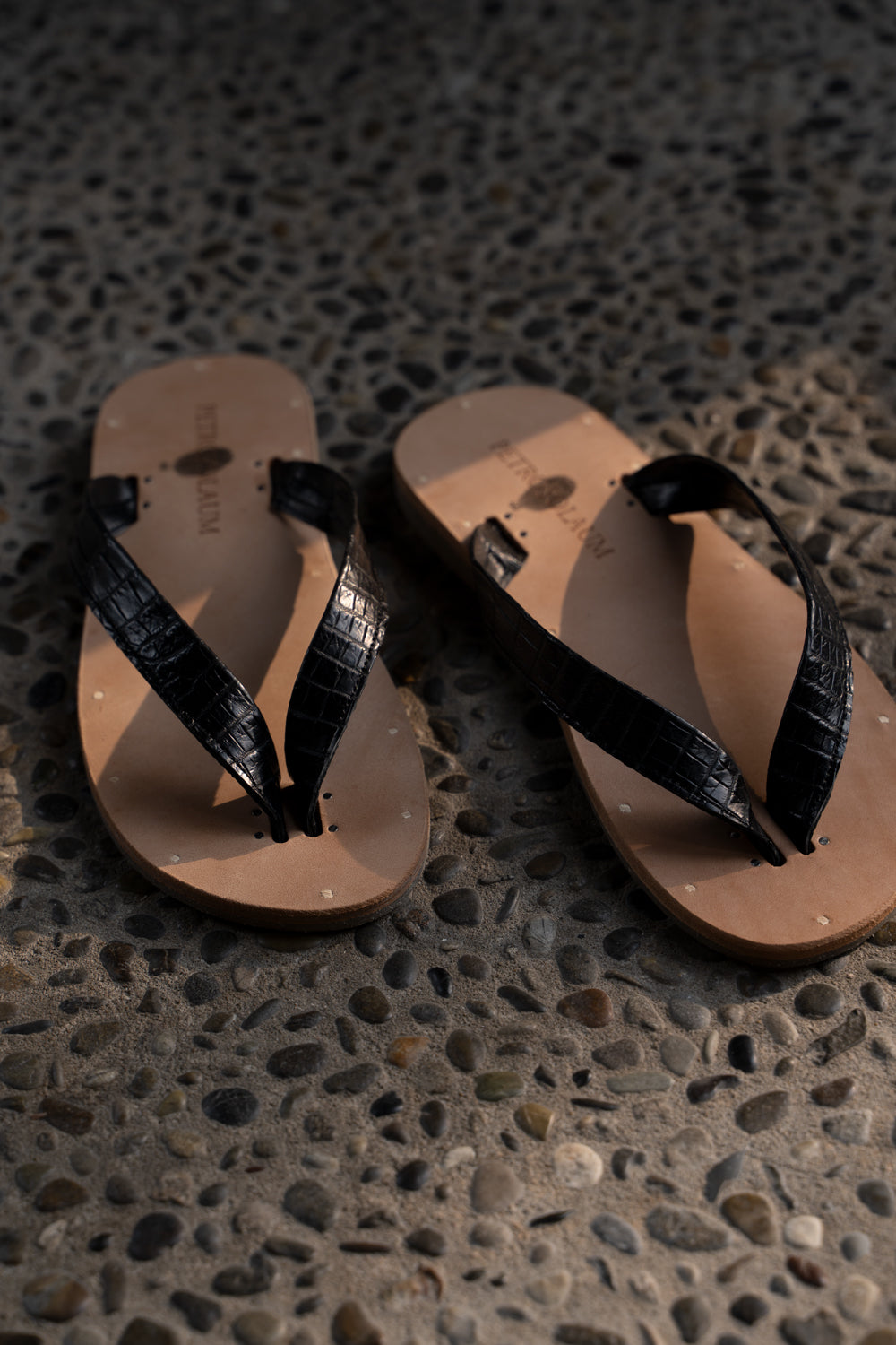 ラスト1点】【PETROSOLAUM/ペテロオラウム】B-Sandals-Crocodile（BLACK）