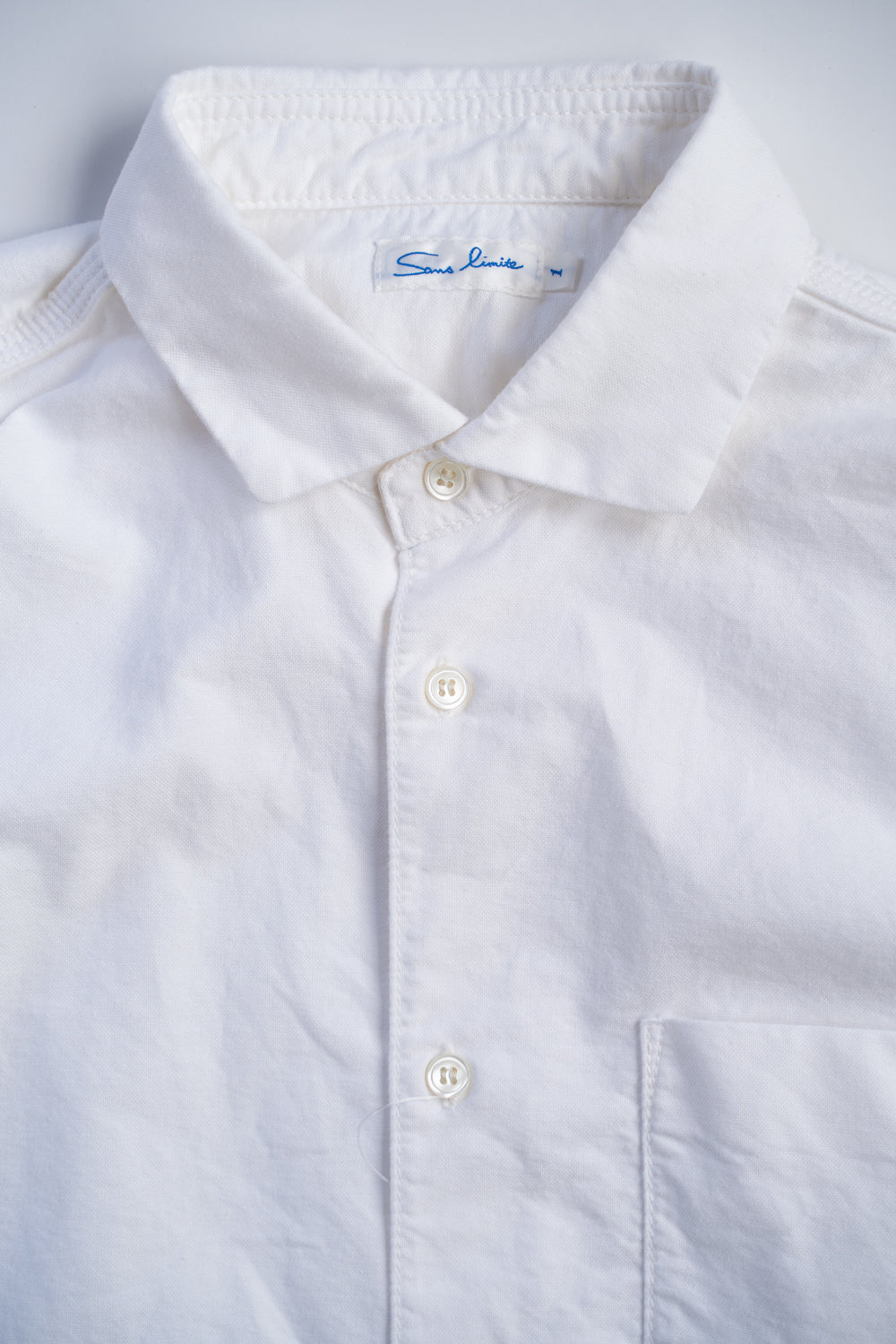 SH04B ボックスワイド3本針シャツ ox（WHITE）