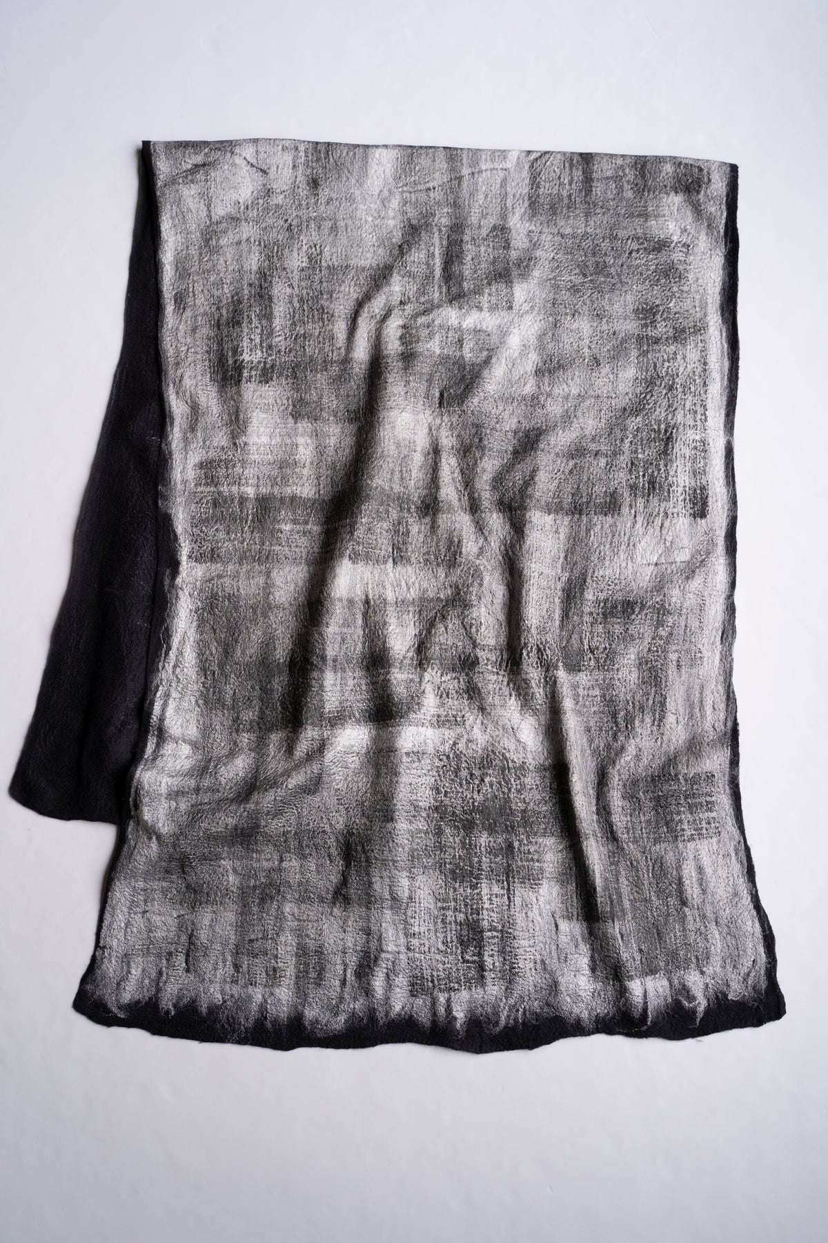 【ラスト1点】Wool Silk Stole "Painting 300" （BLACK/WHITE）