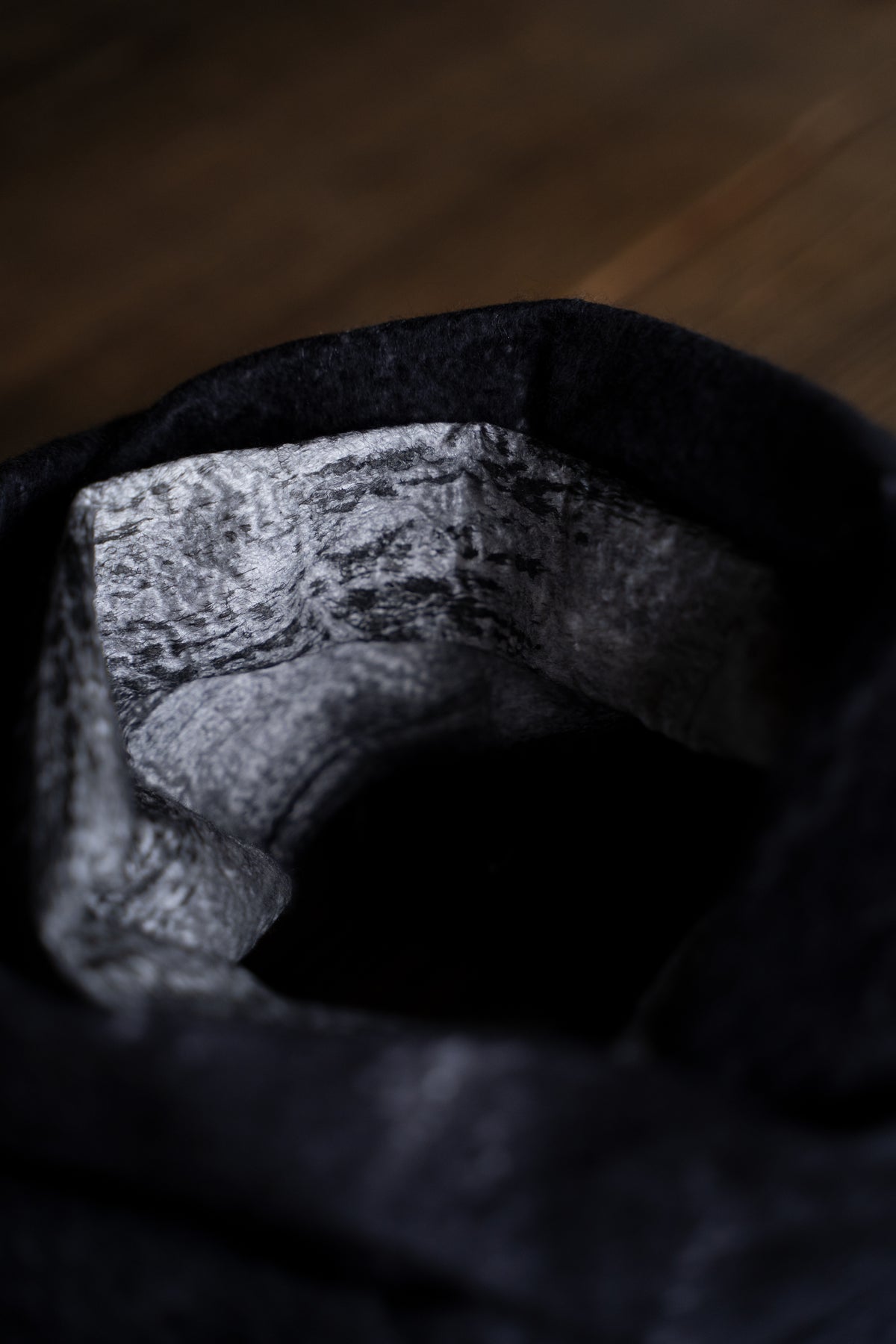 【ラスト1点】Wool Silk Stole "Painting 300" （BLACK/WHITE）