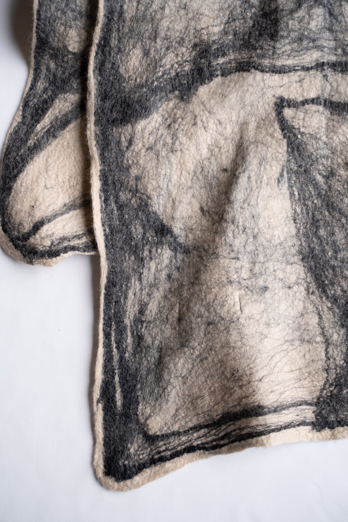 【ラスト1点】Wool Silk Stole "LIGHT 200" （BEIGE/BLACK）
