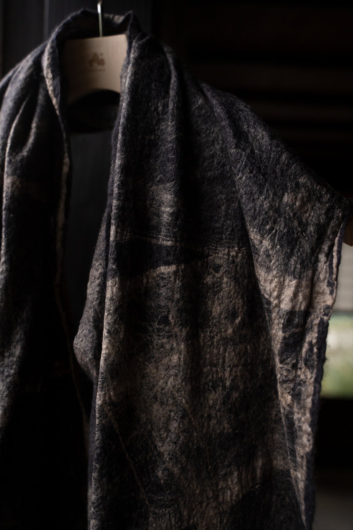 【ラスト1点】Wool Silk Stole "LIGHT 200" （BLACKBOARD/EARTH）