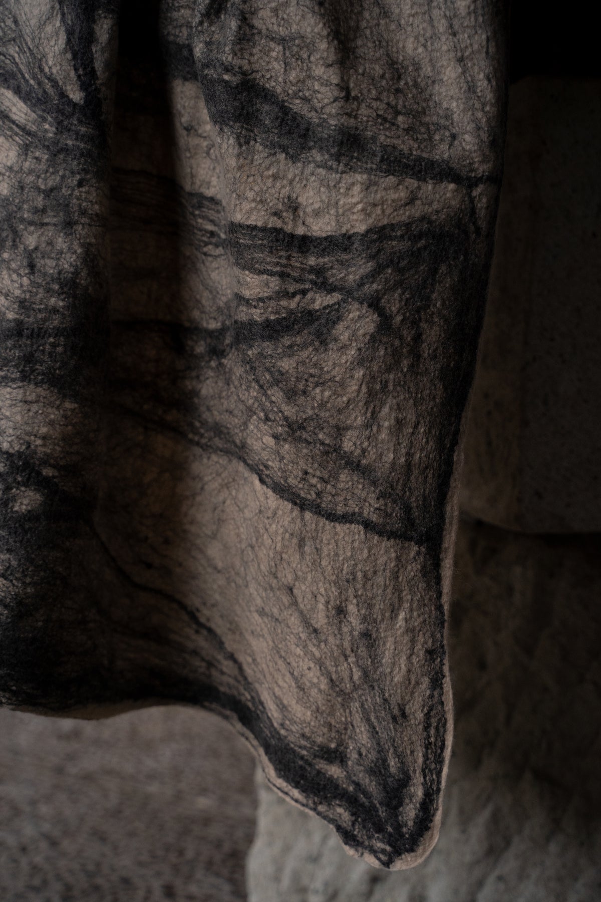【ラスト1点】Wool Silk Stole "LIGHT 200" （BEIGE/BLACK）
